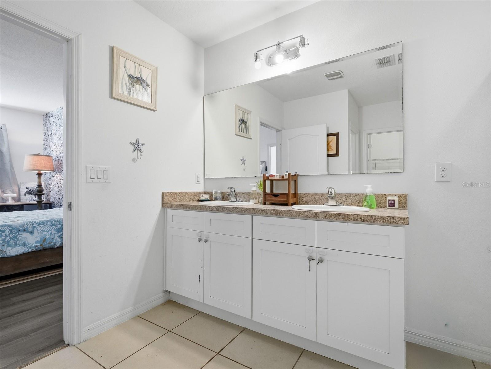 Image 26 of 37 For 2707 Star Coral Lane