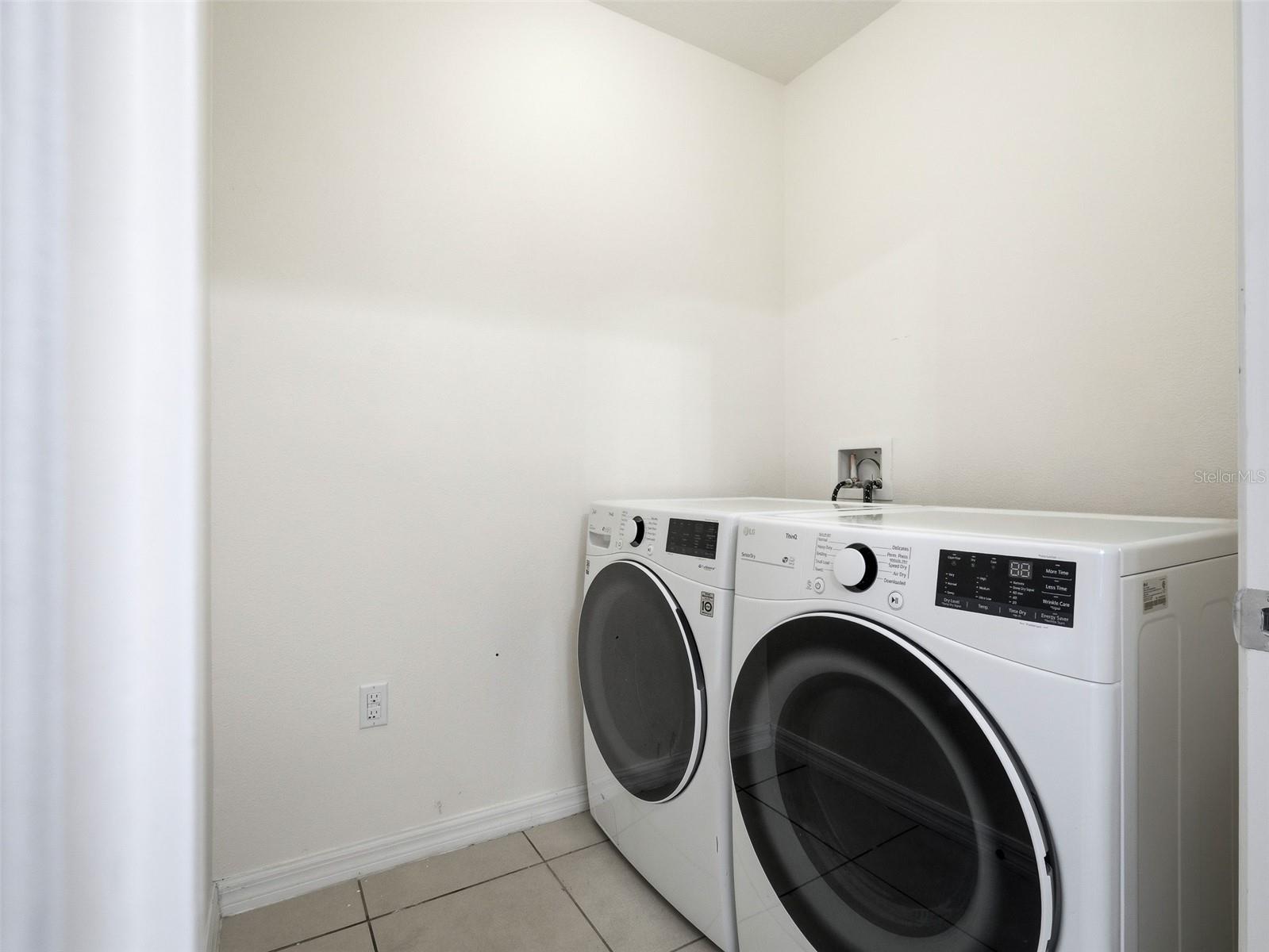 Image 35 of 37 For 2707 Star Coral Lane