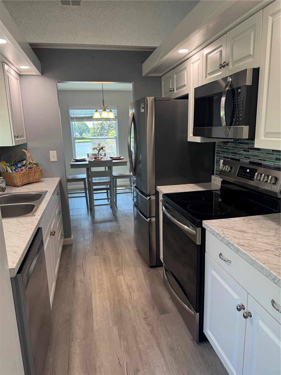 Image 15 of 32 For 731 Pine Shores Circle