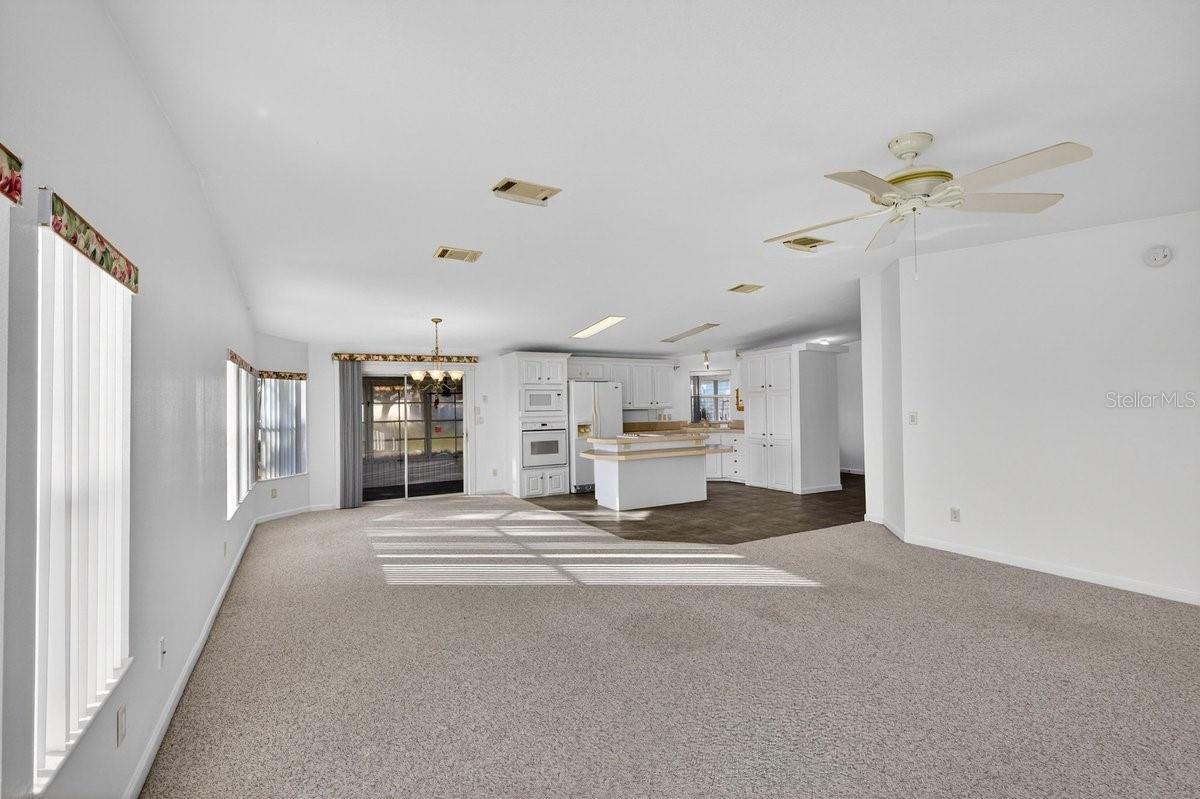 Image 10 of 47 For 332 Marsh Landing Loop