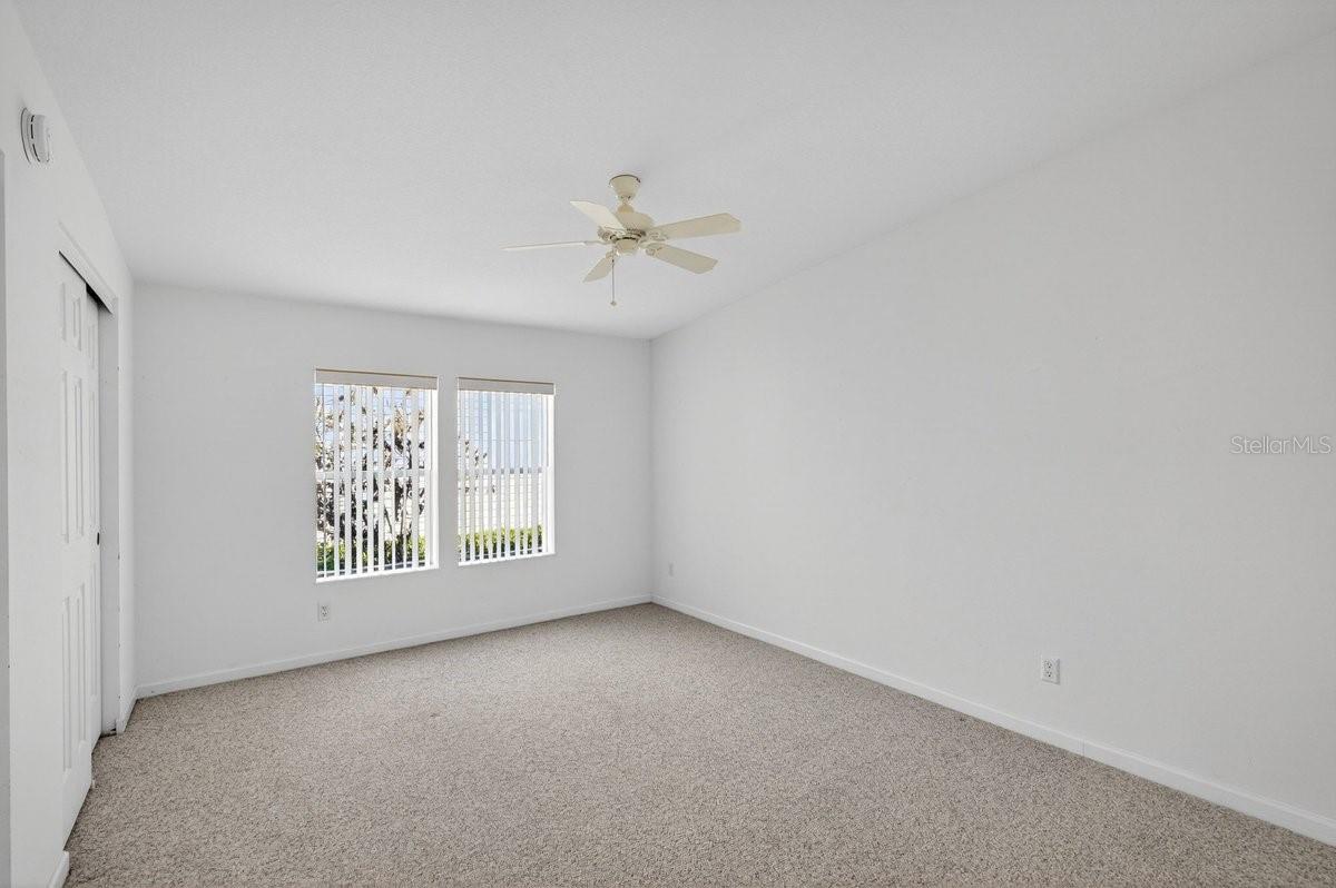 Image 22 of 47 For 332 Marsh Landing Loop