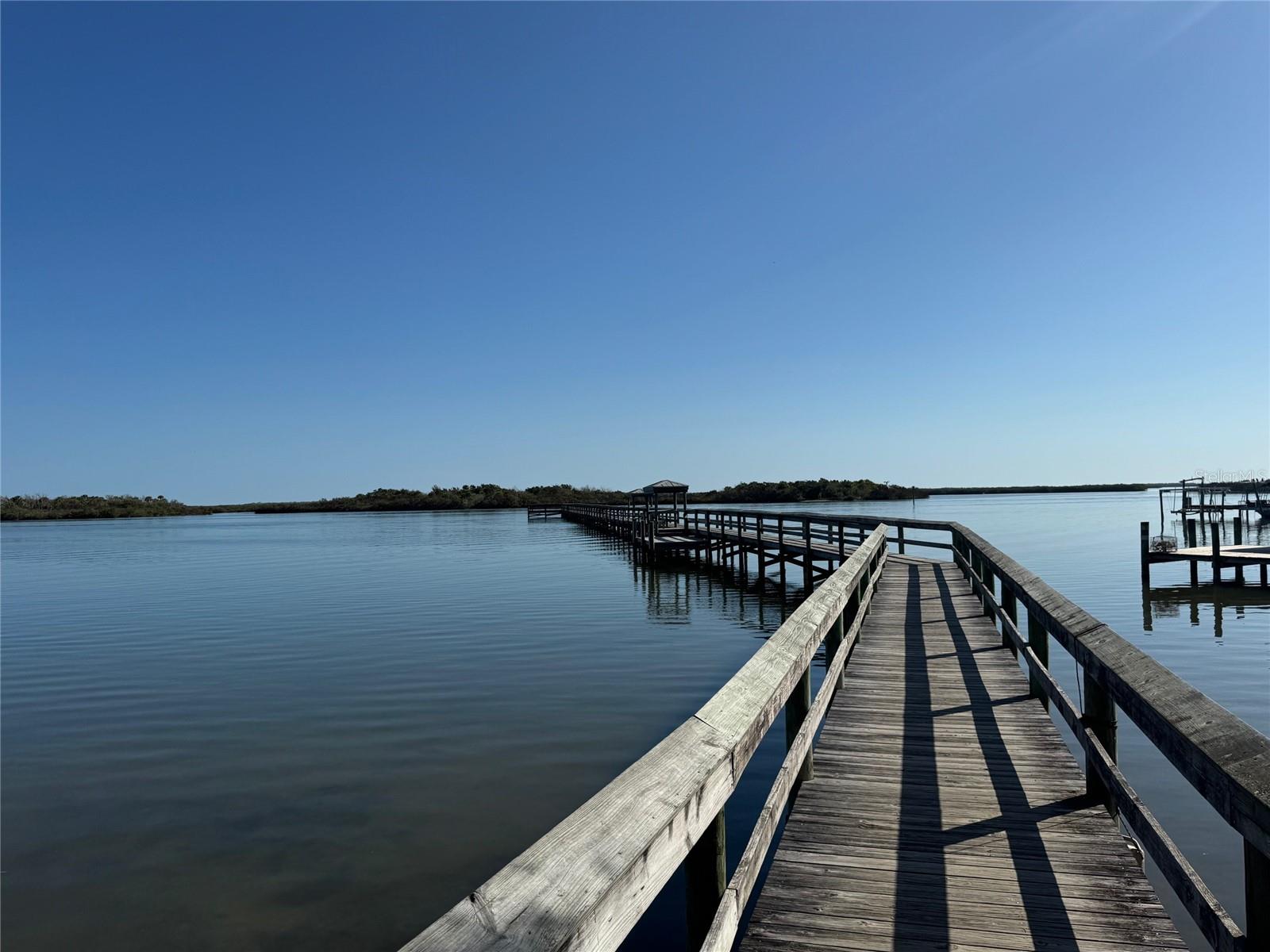 Image 33 of 47 For 332 Marsh Landing Loop