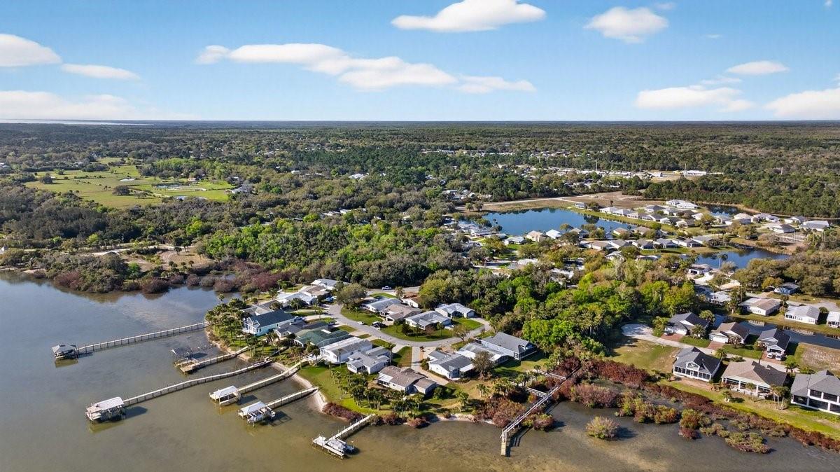 Image 37 of 47 For 332 Marsh Landing Loop