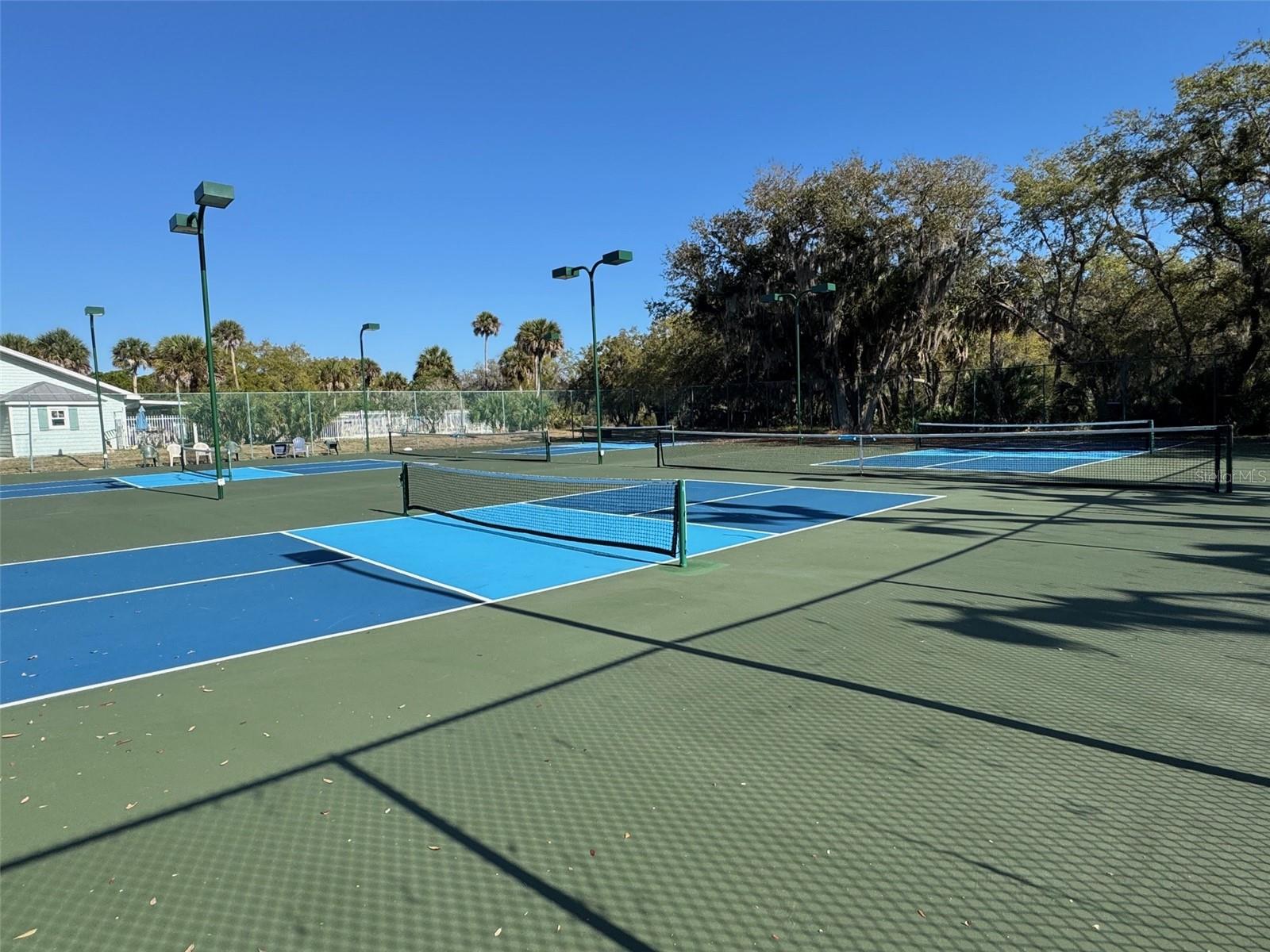 Image 38 of 47 For 332 Marsh Landing Loop