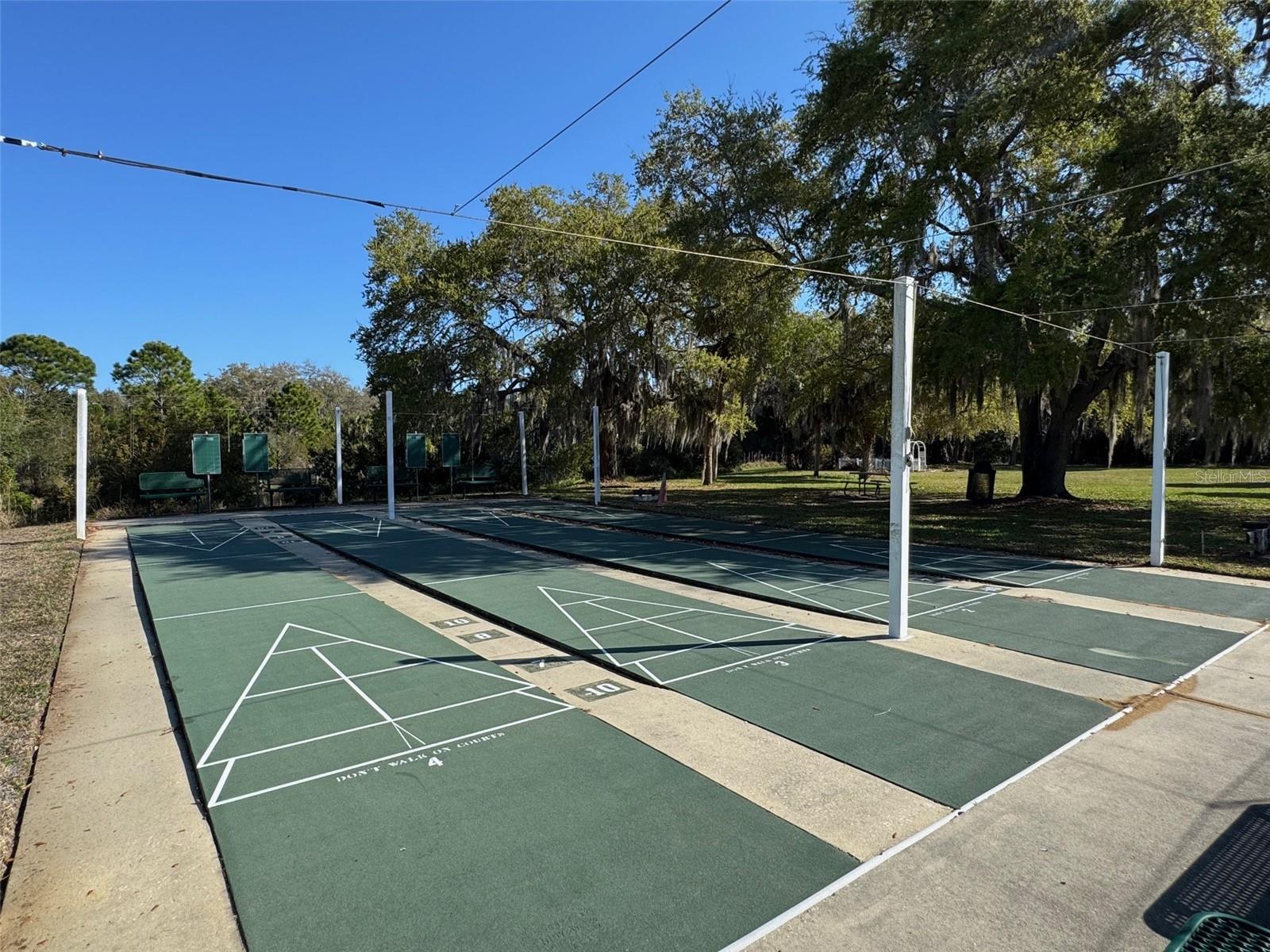 Image 40 of 47 For 332 Marsh Landing Loop