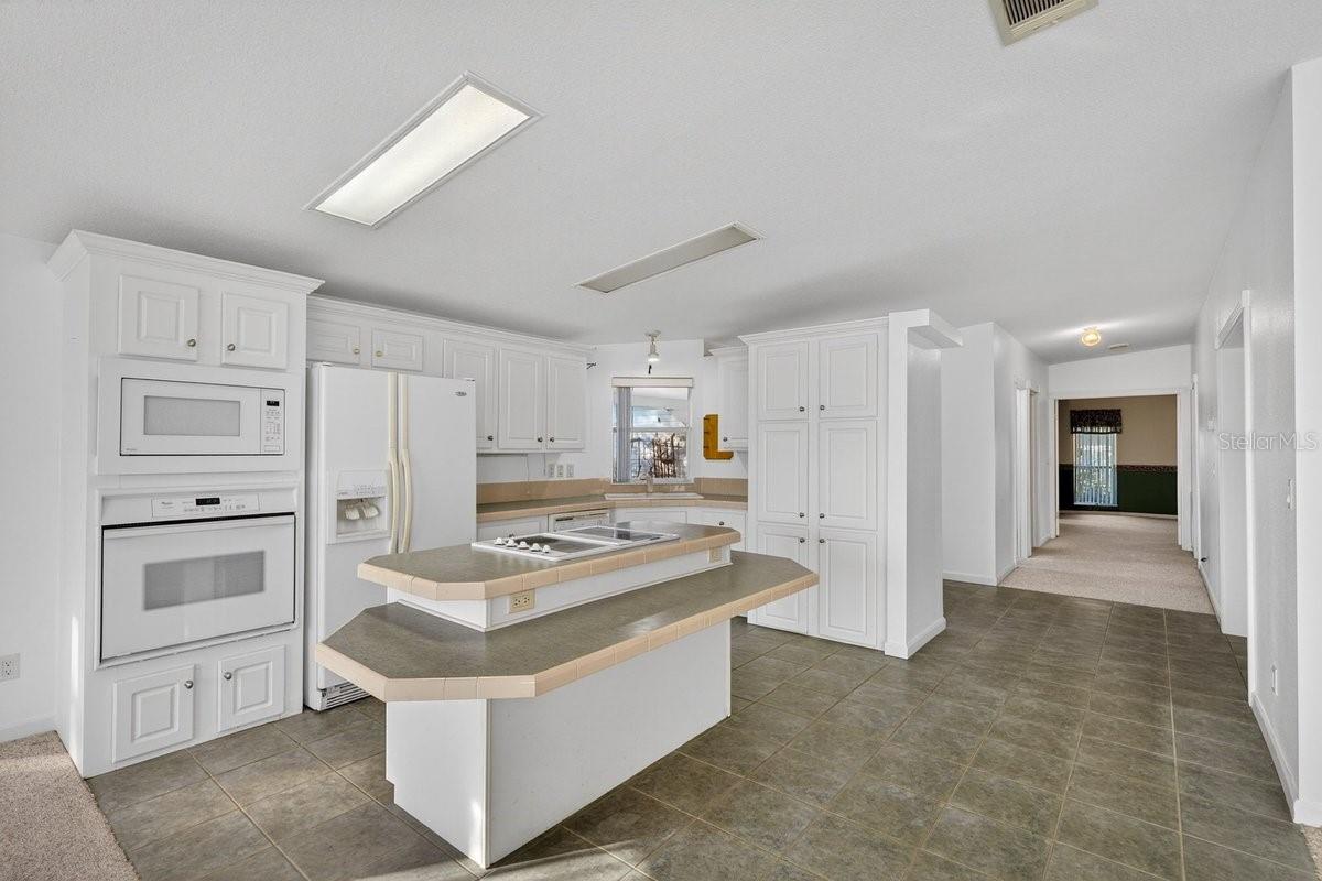 Image 7 of 47 For 332 Marsh Landing Loop