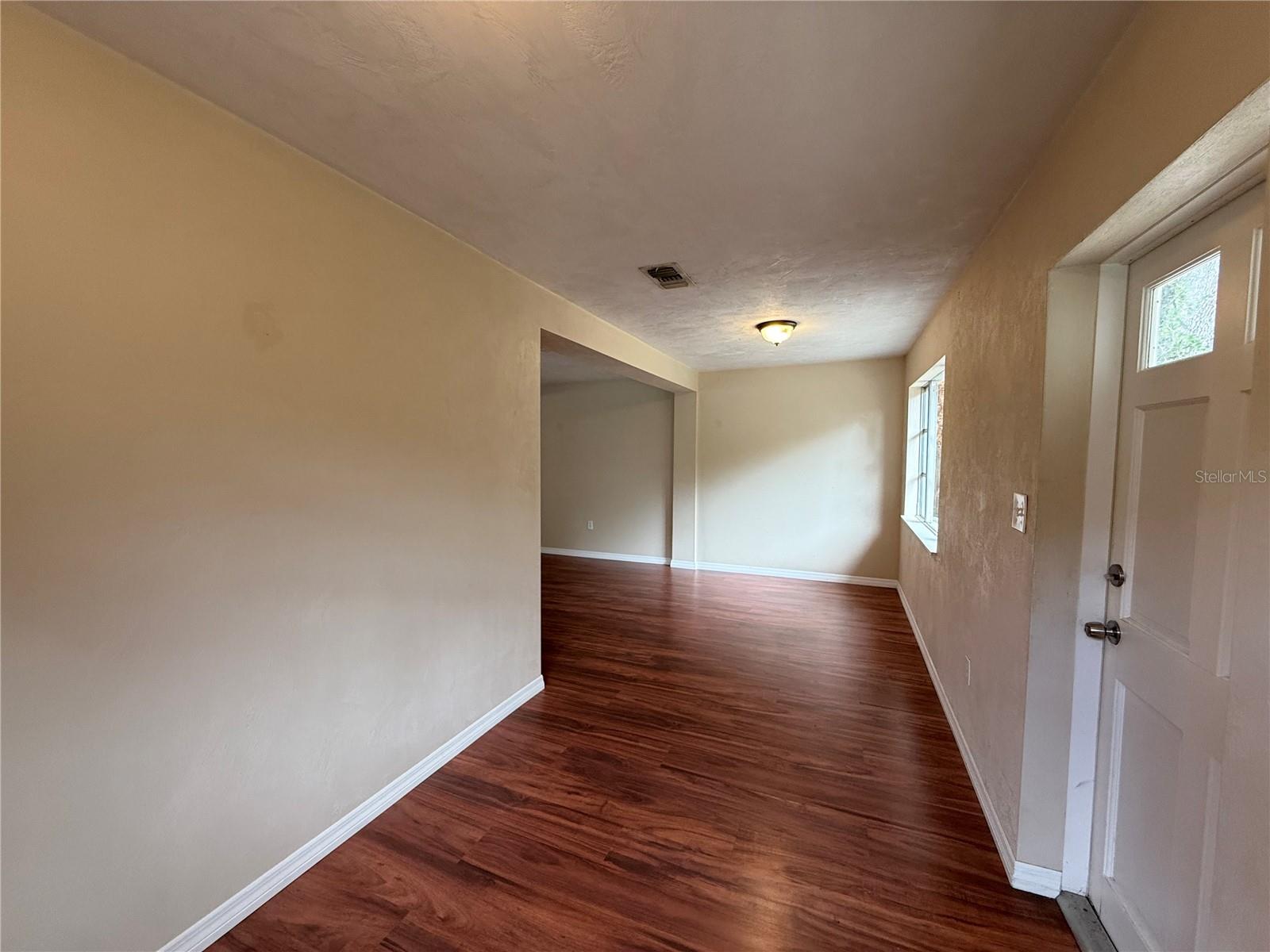 Image 9 of 23 For 438 Perdita Avenue