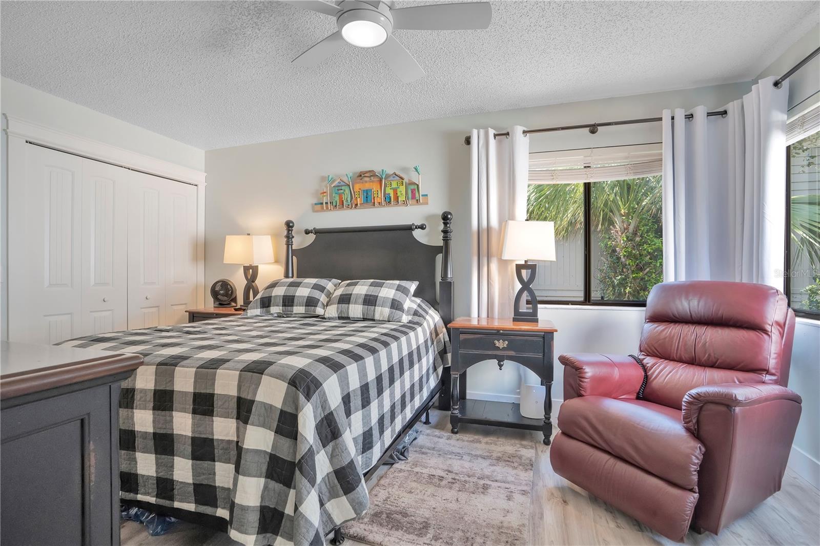 Image 19 of 35 For 4283 Sea Mist Drive 4283