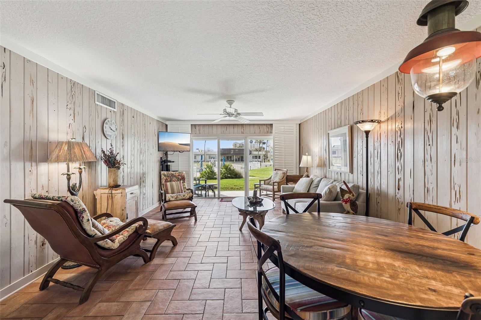 Image 11 of 24 For 3663 Atlantic Avenue 11d