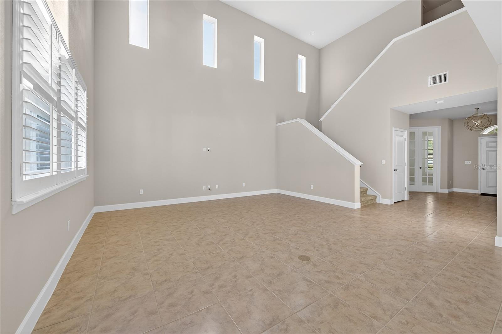 Image 12 of 38 For 1923 Mendocino Lane