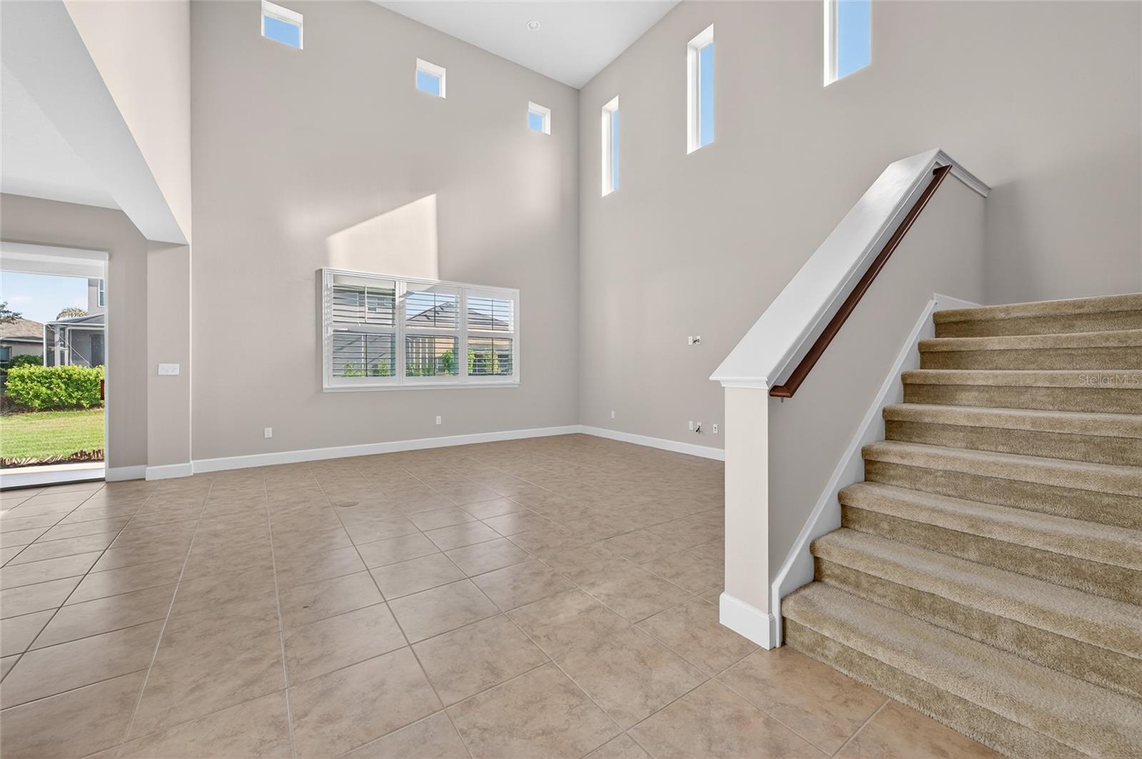 Image 15 of 38 For 1923 Mendocino Lane