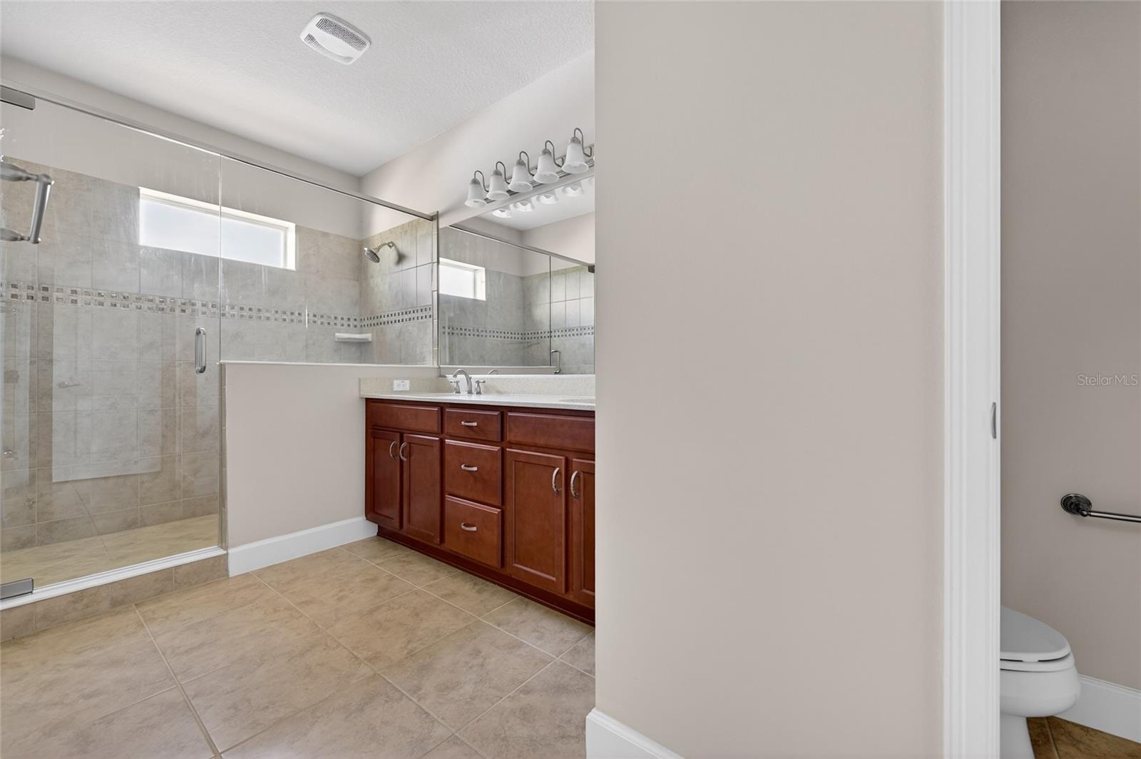 Image 23 of 38 For 1923 Mendocino Lane