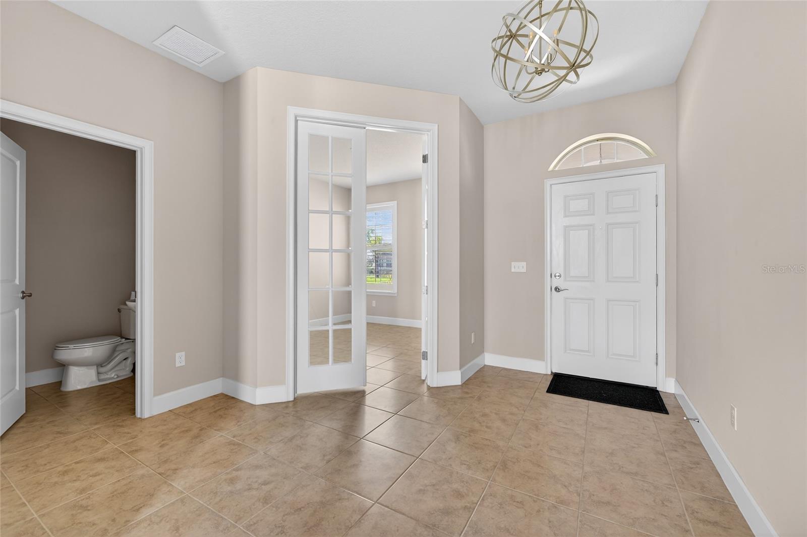 Image 8 of 38 For 1923 Mendocino Lane