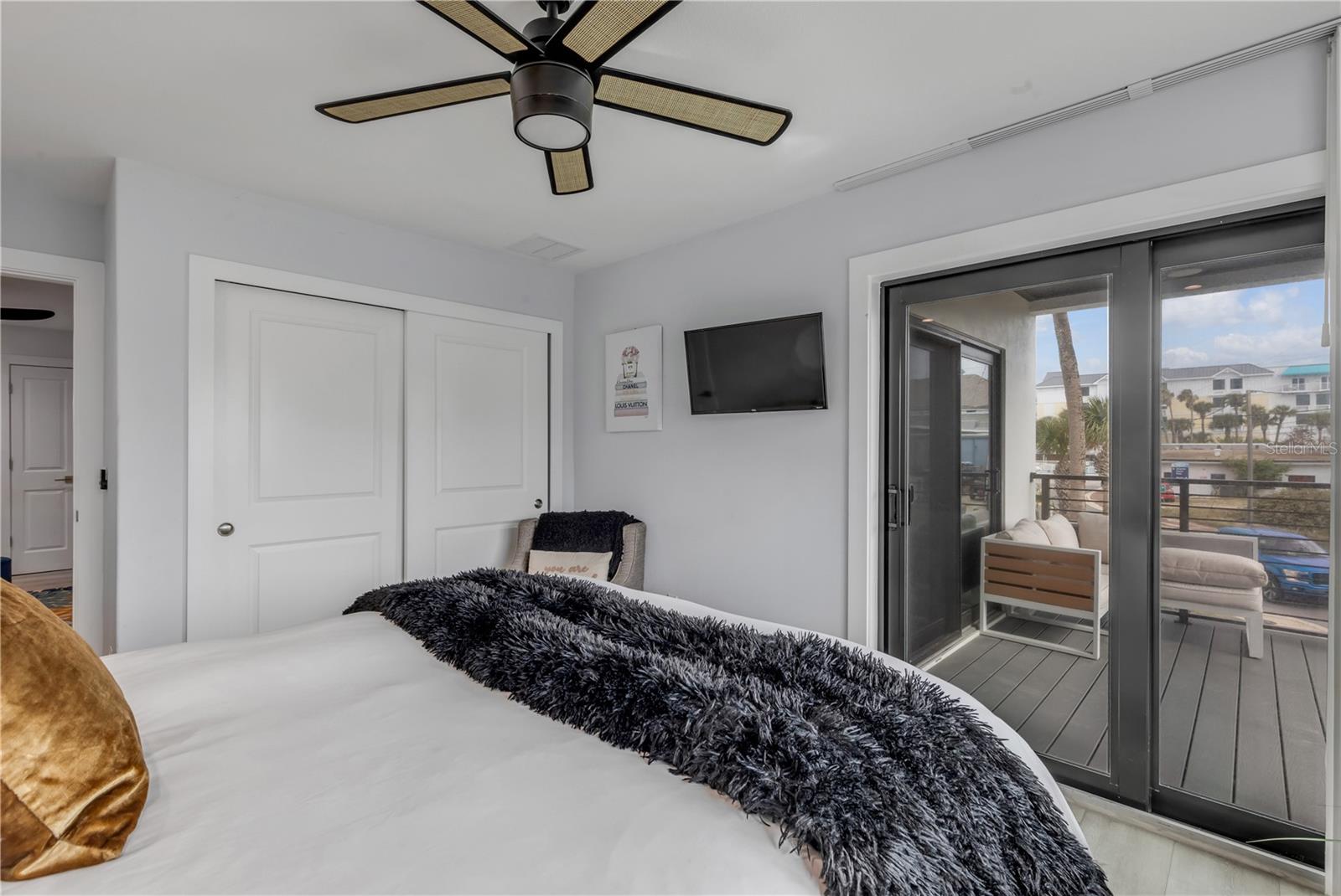 Image 21 of 93 For 202 Atlantic Avenue