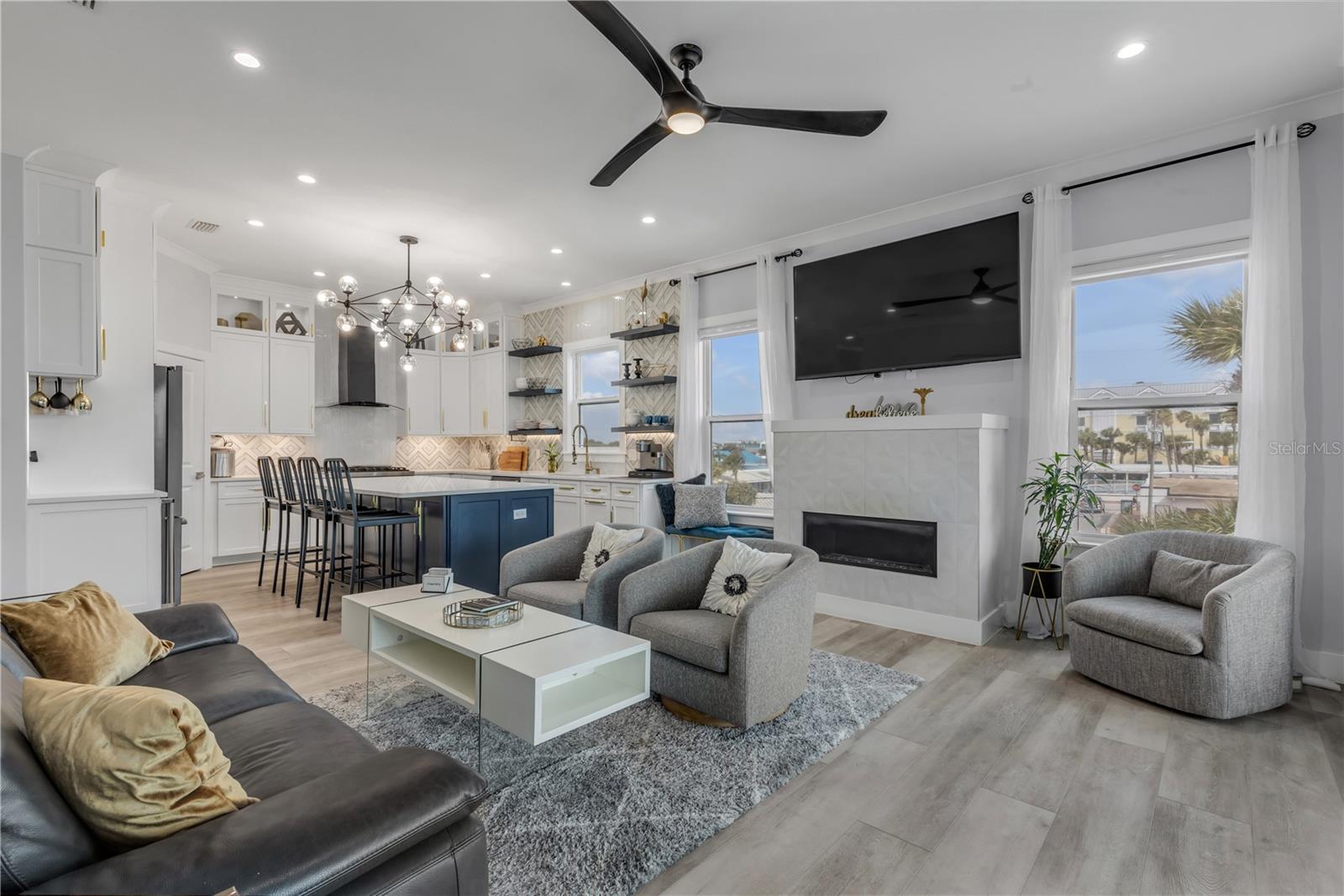 Image 33 of 93 For 202 Atlantic Avenue