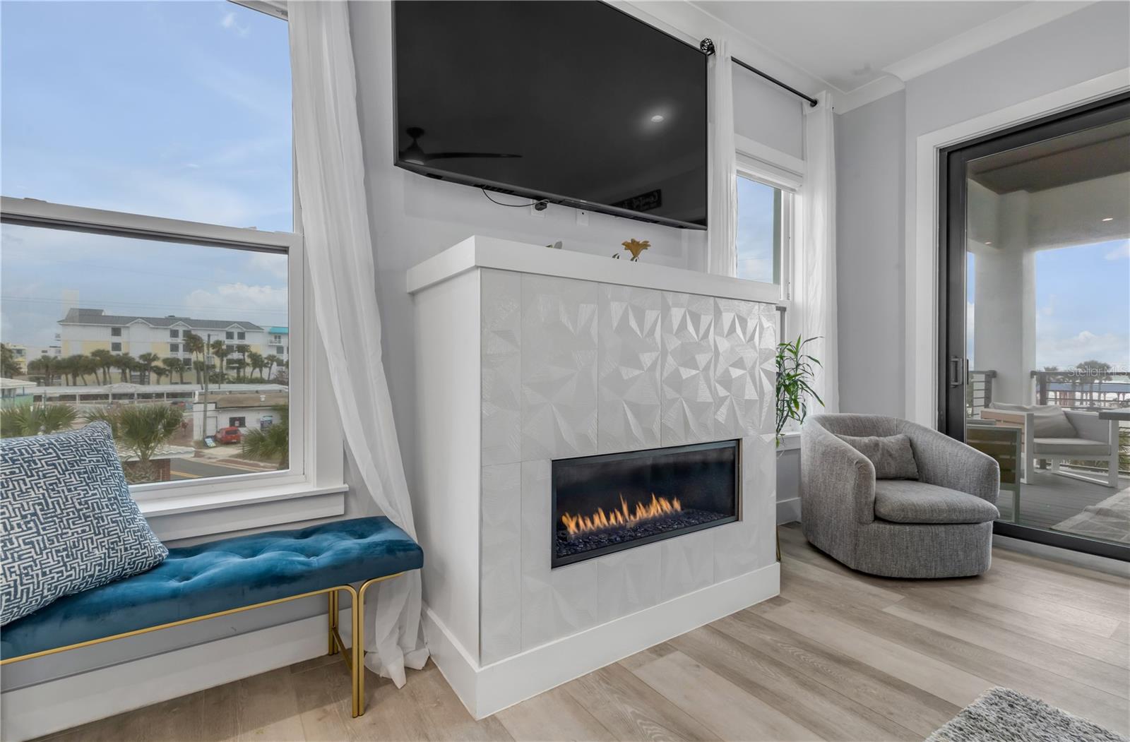 Image 37 of 93 For 202 Atlantic Avenue