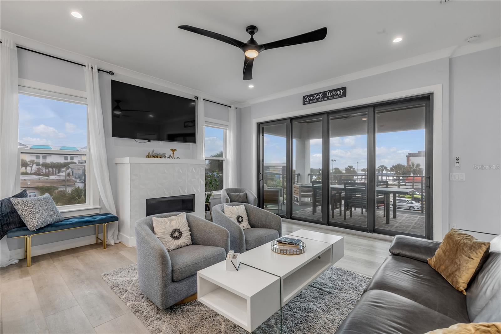 Image 38 of 93 For 202 Atlantic Avenue