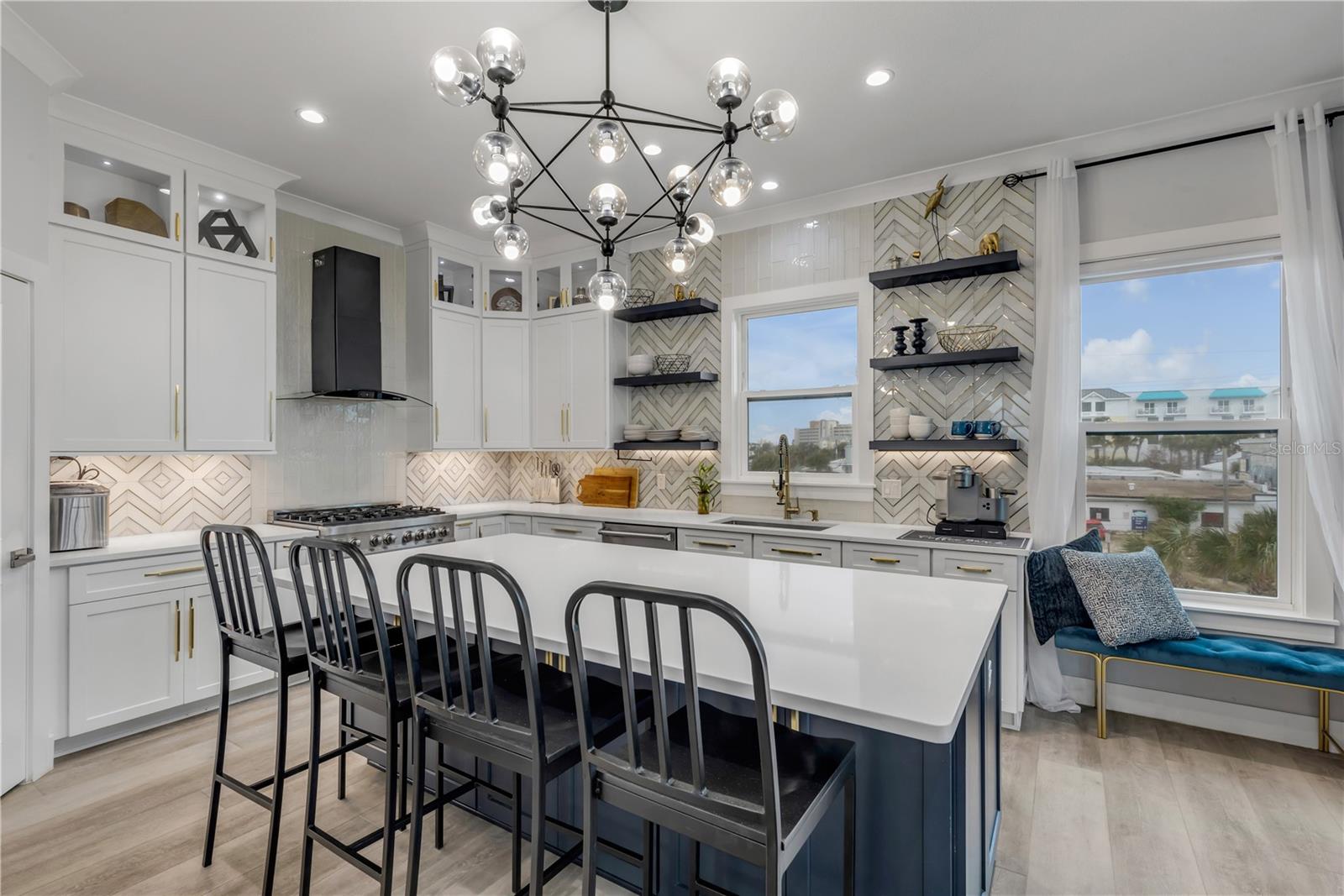 Image 40 of 93 For 202 Atlantic Avenue