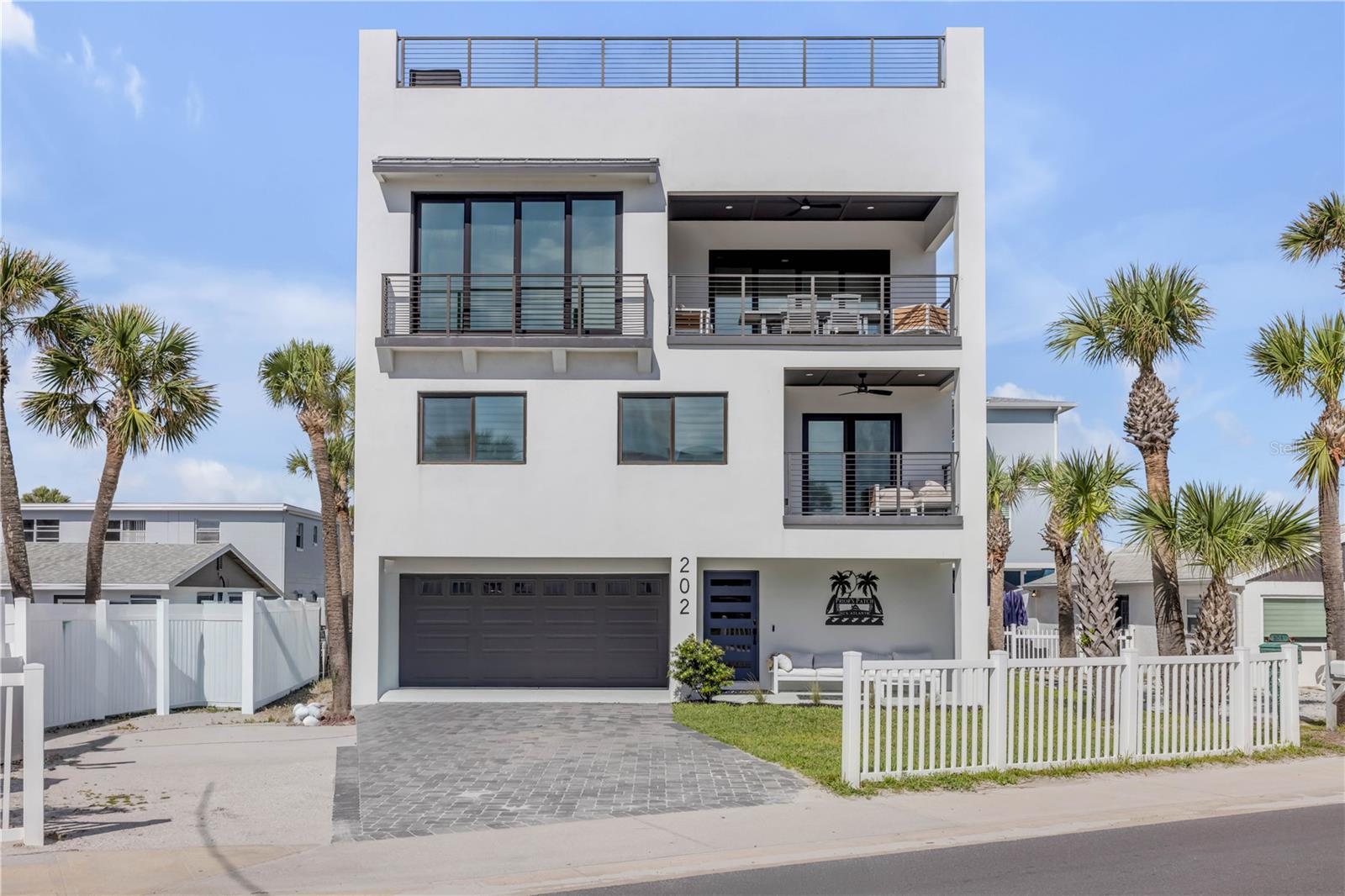 Image 5 of 93 For 202 Atlantic Avenue