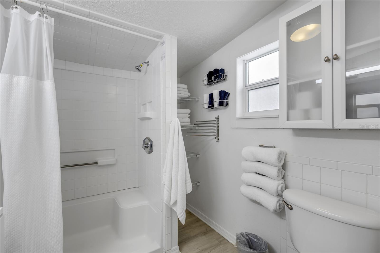 Image 81 of 93 For 202 Atlantic Avenue