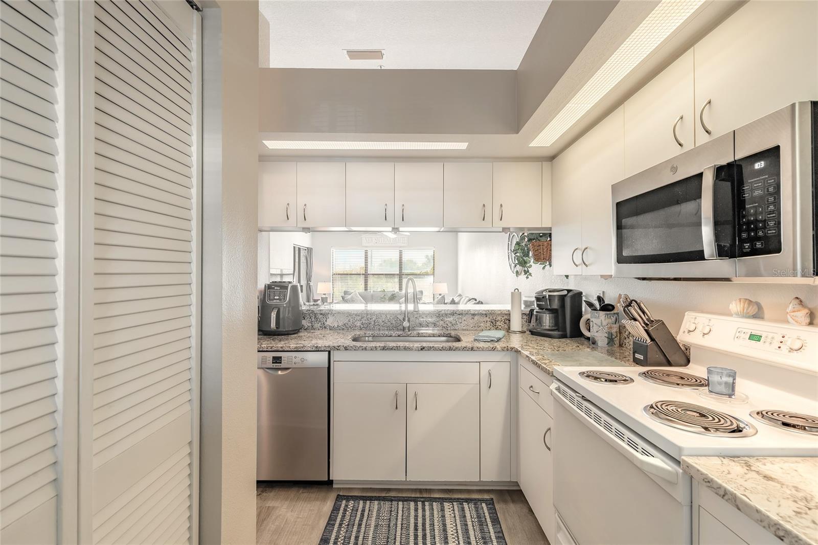 Image 12 of 29 For 402 Bouchelle Drive 204