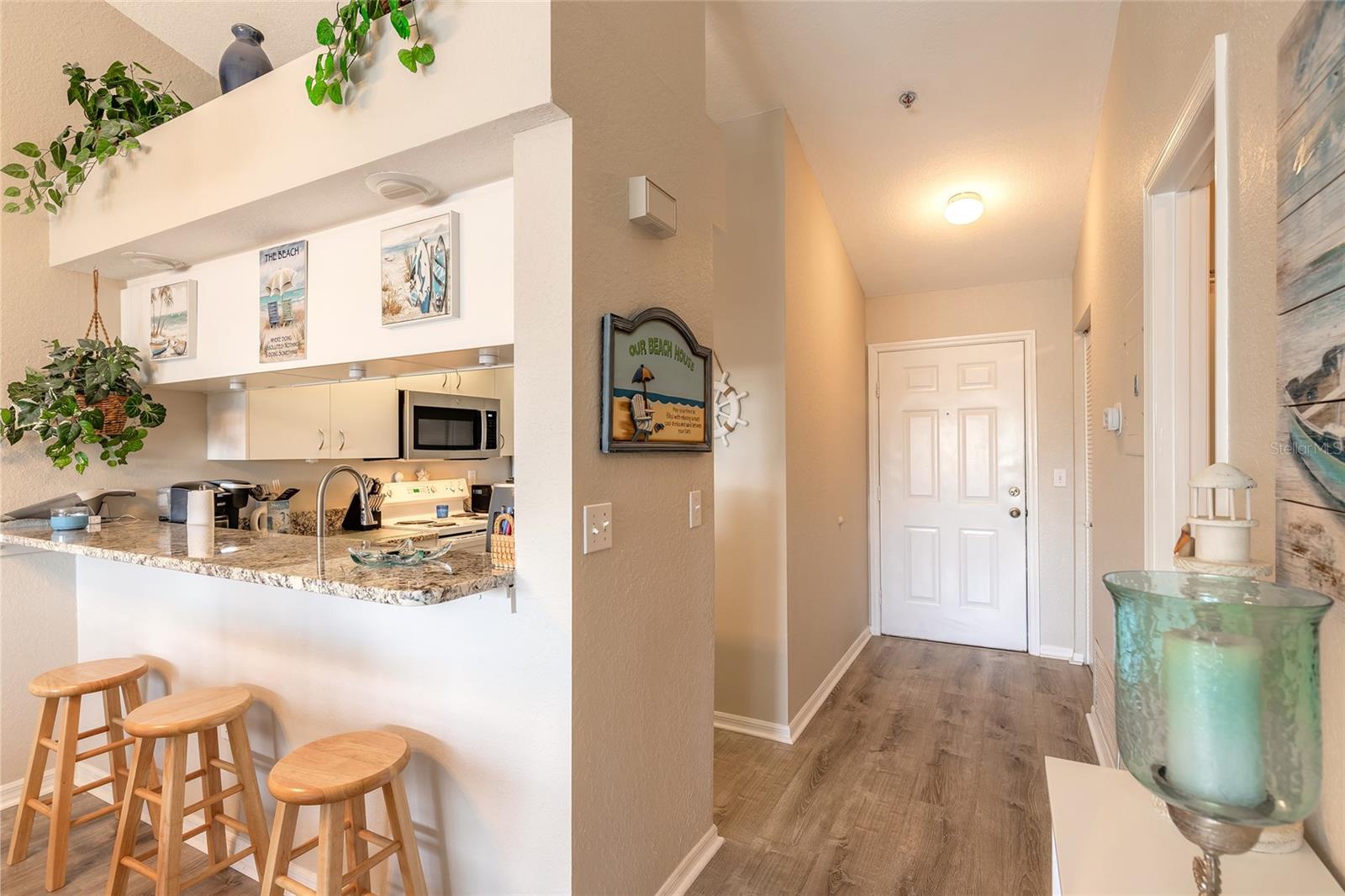 Image 3 of 29 For 402 Bouchelle Drive 204