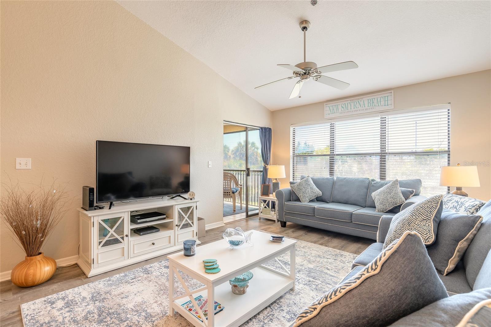 Image 7 of 29 For 402 Bouchelle Drive 204