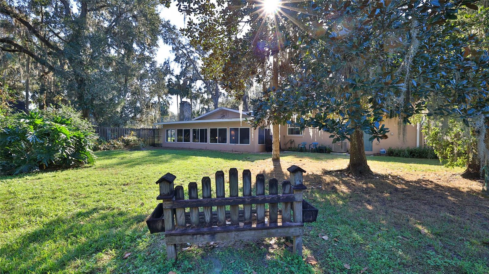 Image 28 of 30 For 515 Oliver Drive