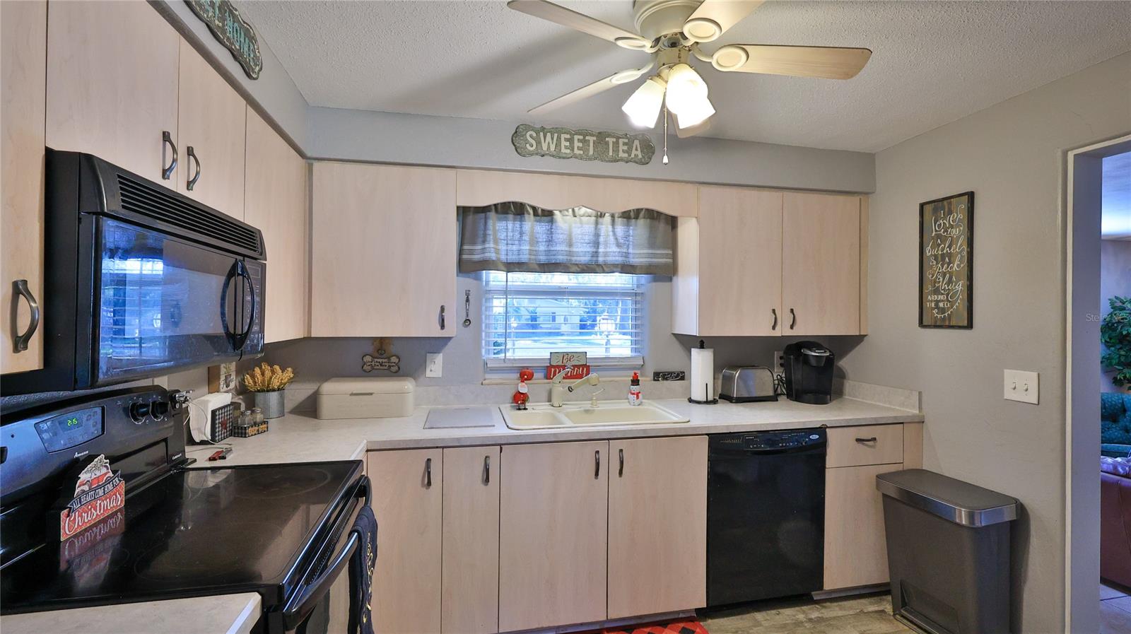 Image 9 of 30 For 515 Oliver Drive