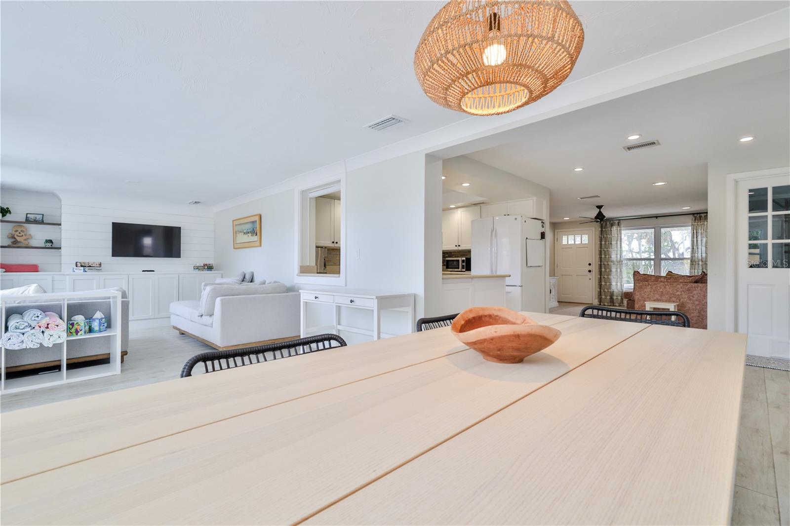 Image 11 of 39 For 2307 Saxon Drive