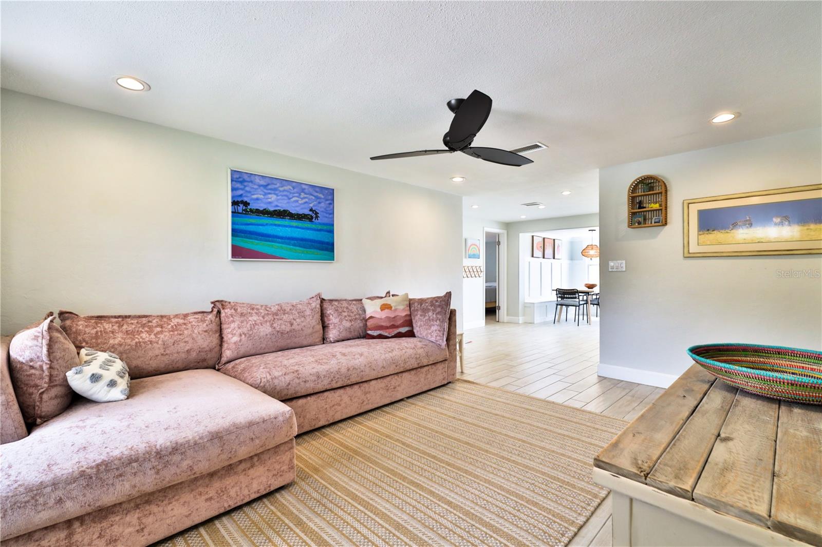 Image 4 of 39 For 2307 Saxon Drive