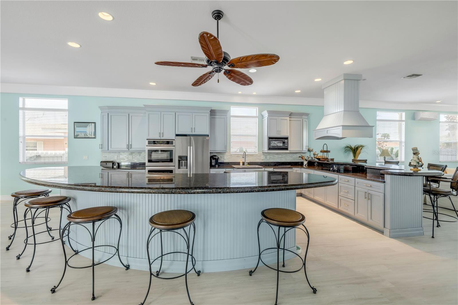 Image 19 of 87 For 708 Ocean Avenue