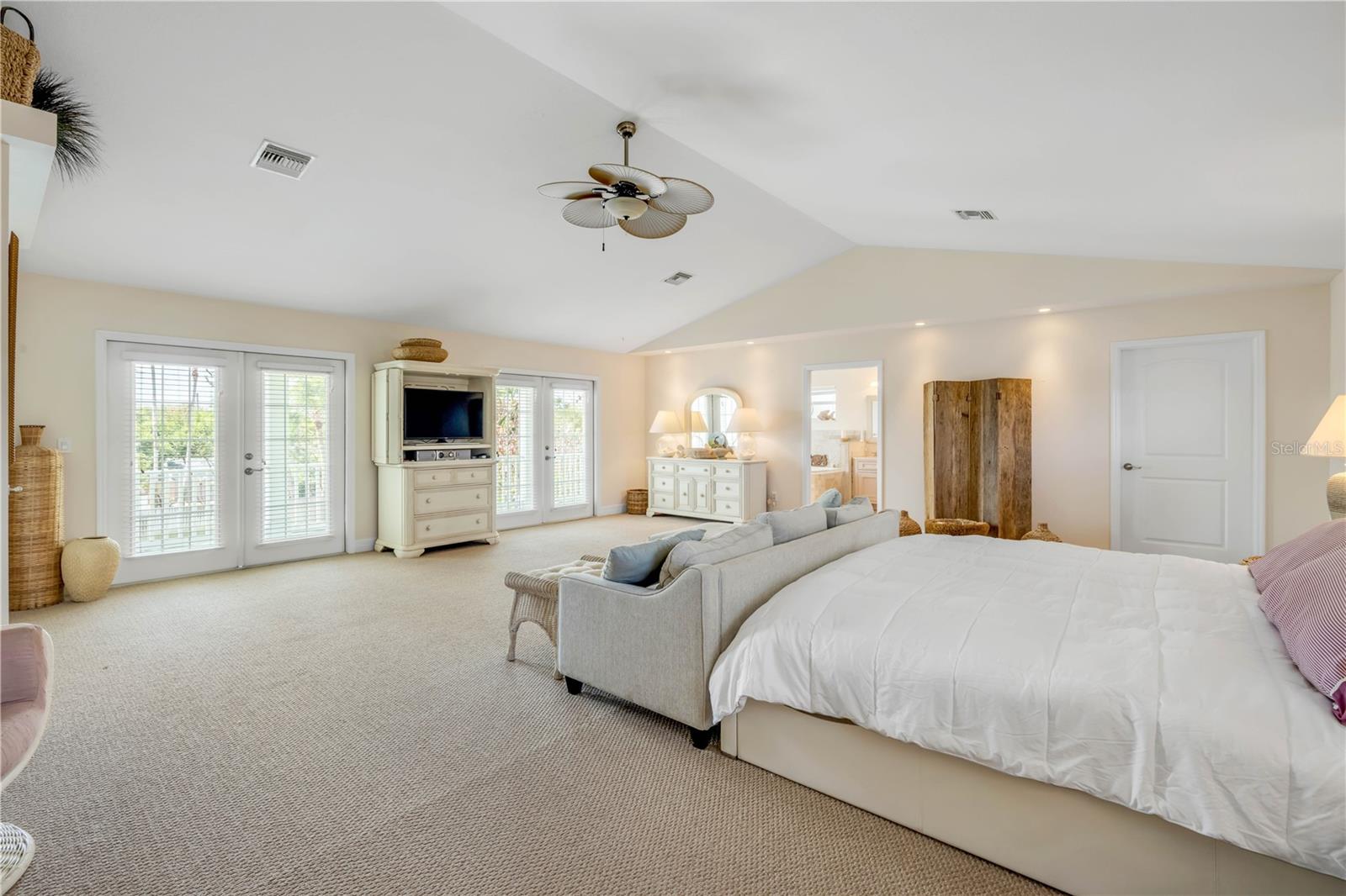 Image 65 of 87 For 708 Ocean Avenue