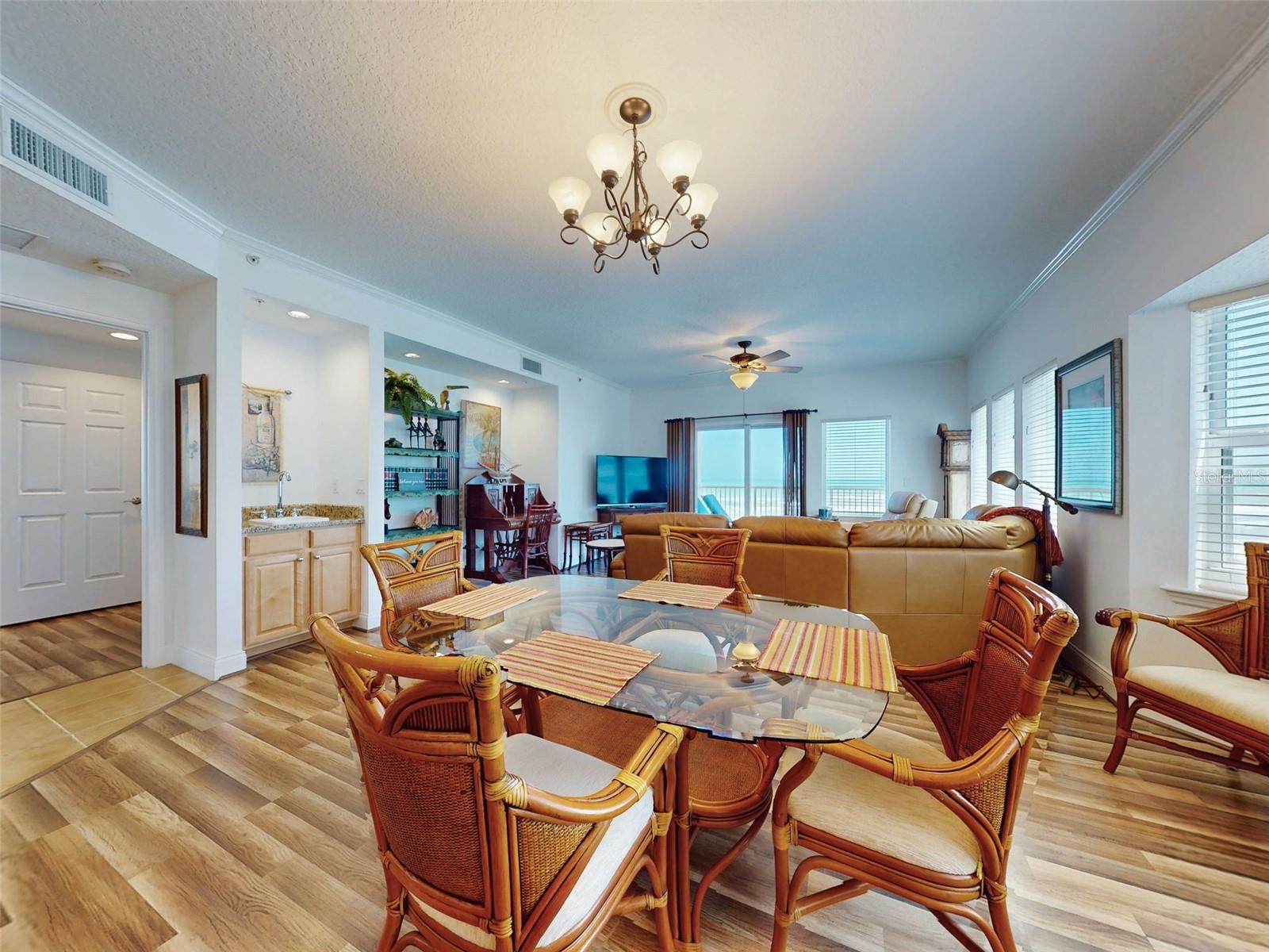 Image 8 of 25 For 701 Atlantic Avenue 401