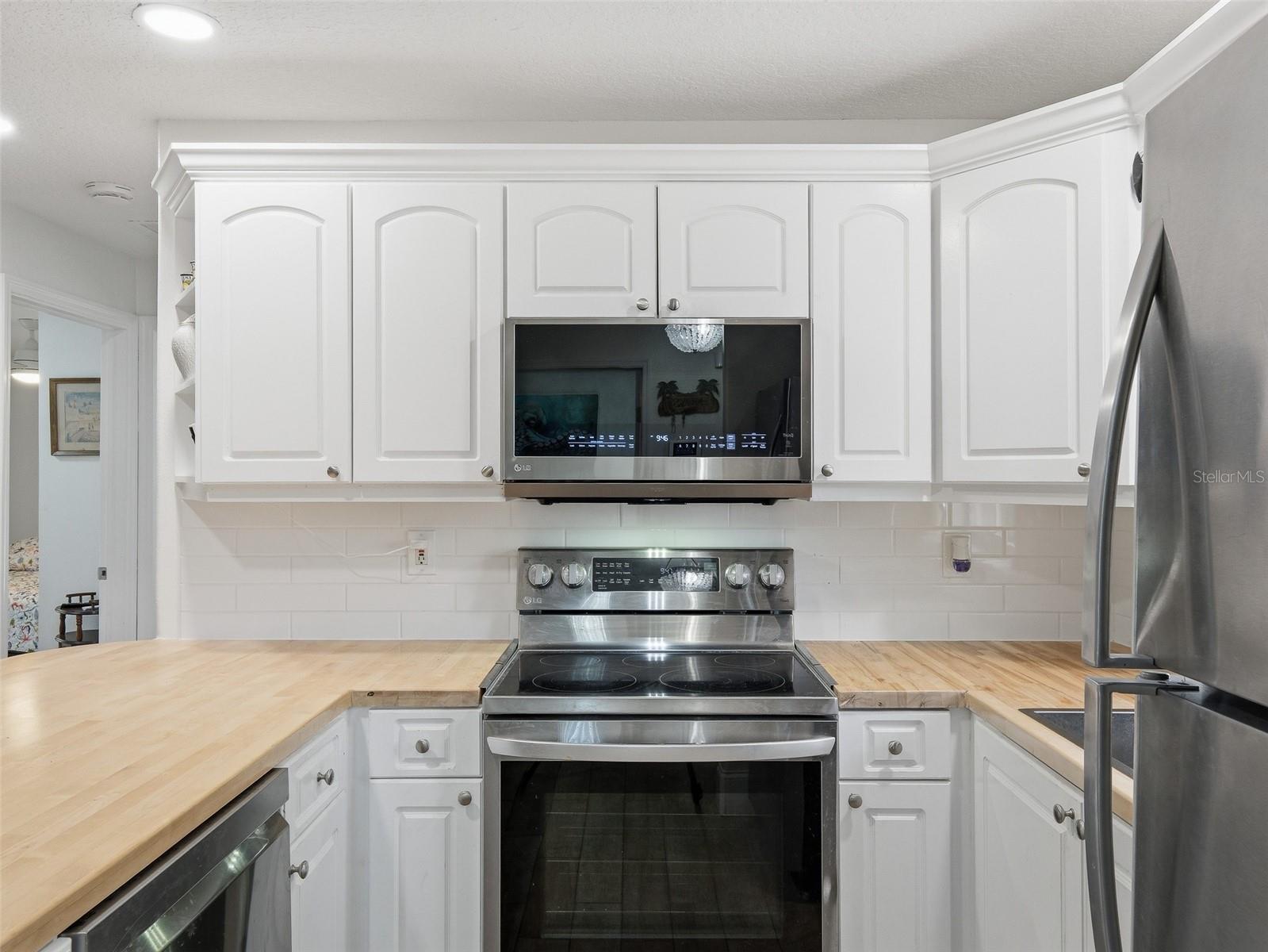 Image 13 of 29 For 1004 7th Street