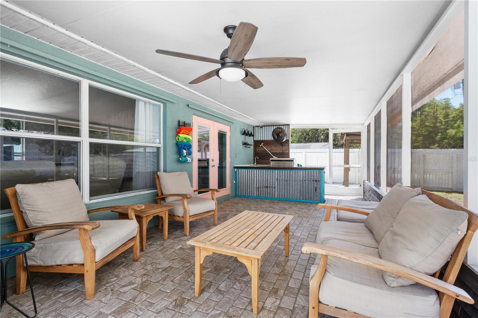 Image 12 of 45 For 816 Myrtle Avenue