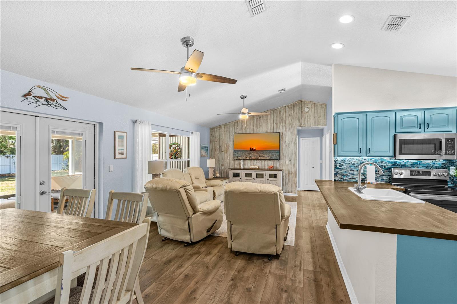 Image 19 of 45 For 816 Myrtle Avenue