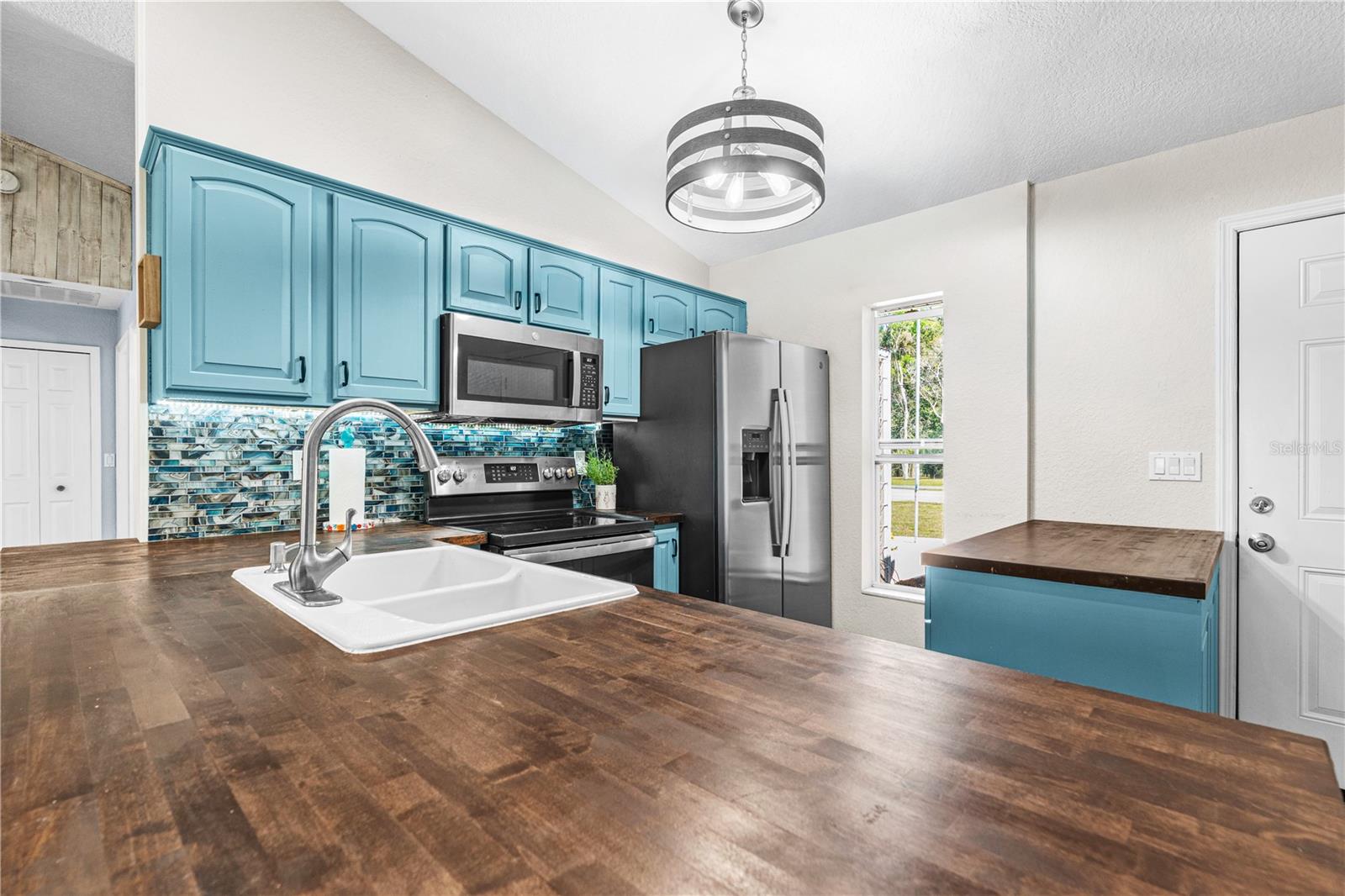 Image 21 of 45 For 816 Myrtle Avenue