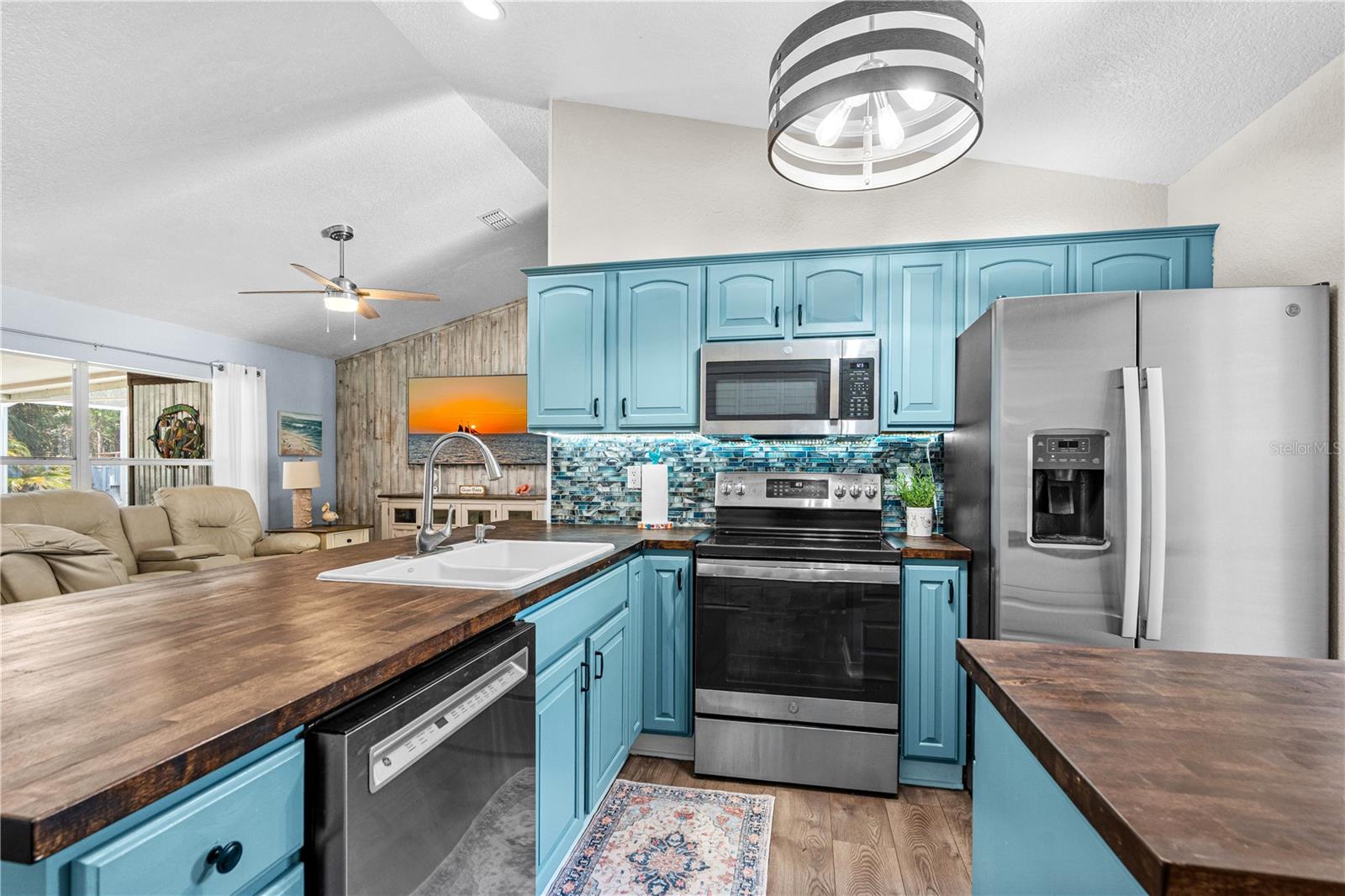 Image 22 of 45 For 816 Myrtle Avenue