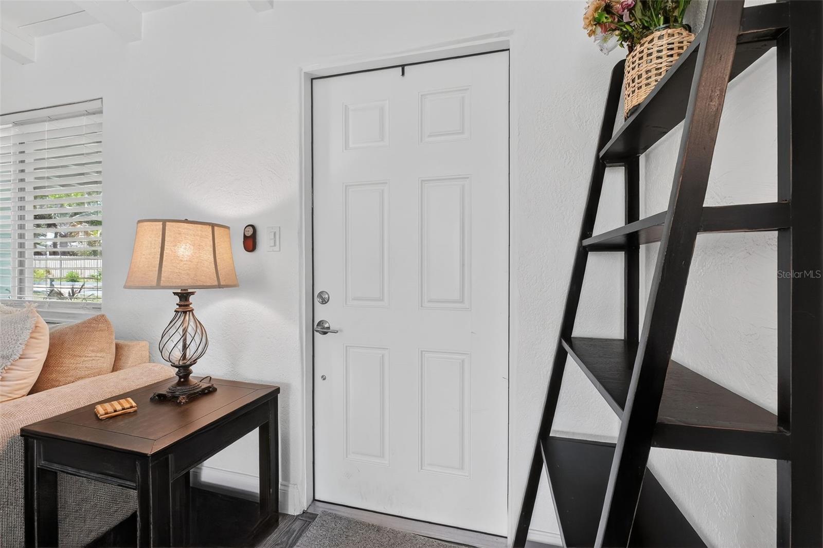 Image 10 of 48 For 116 Woodley Avenue