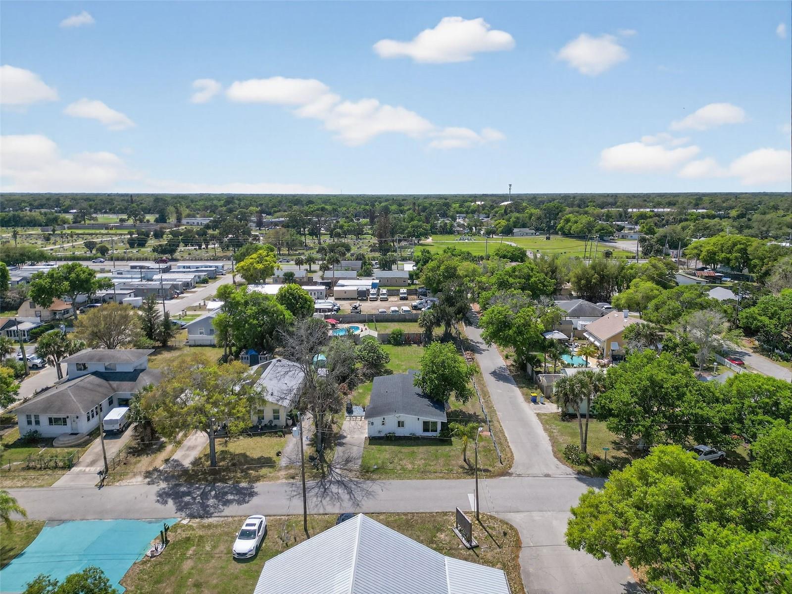 Image 36 of 48 For 116 Woodley Avenue