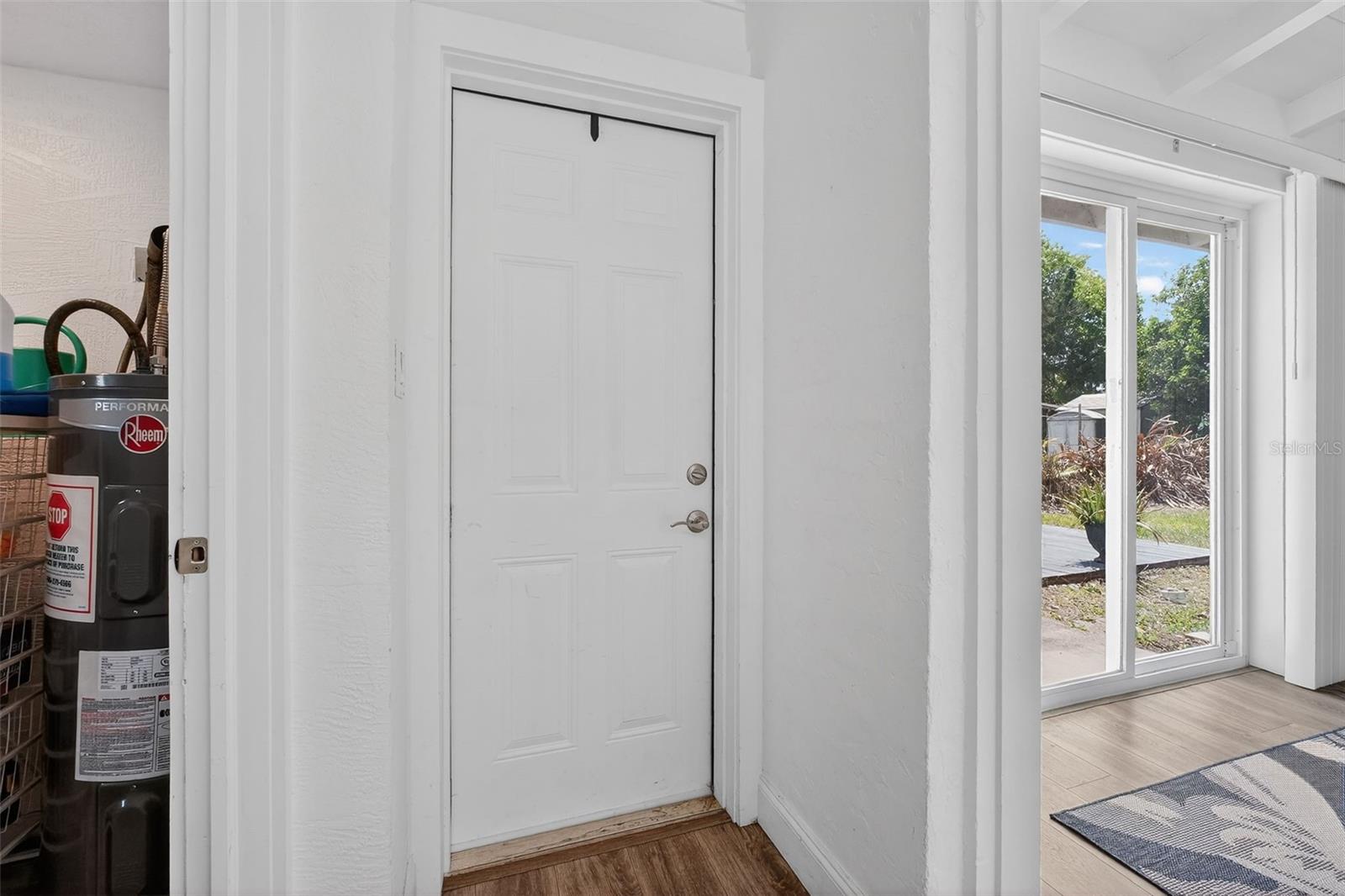 Image 40 of 48 For 116 Woodley Avenue