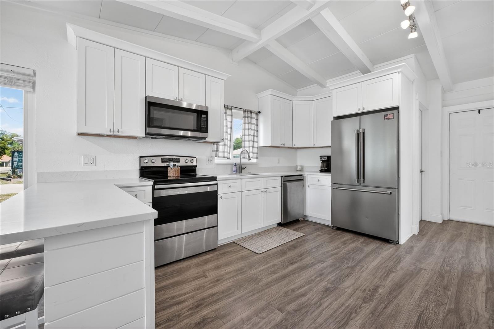 Image 45 of 48 For 116 Woodley Avenue