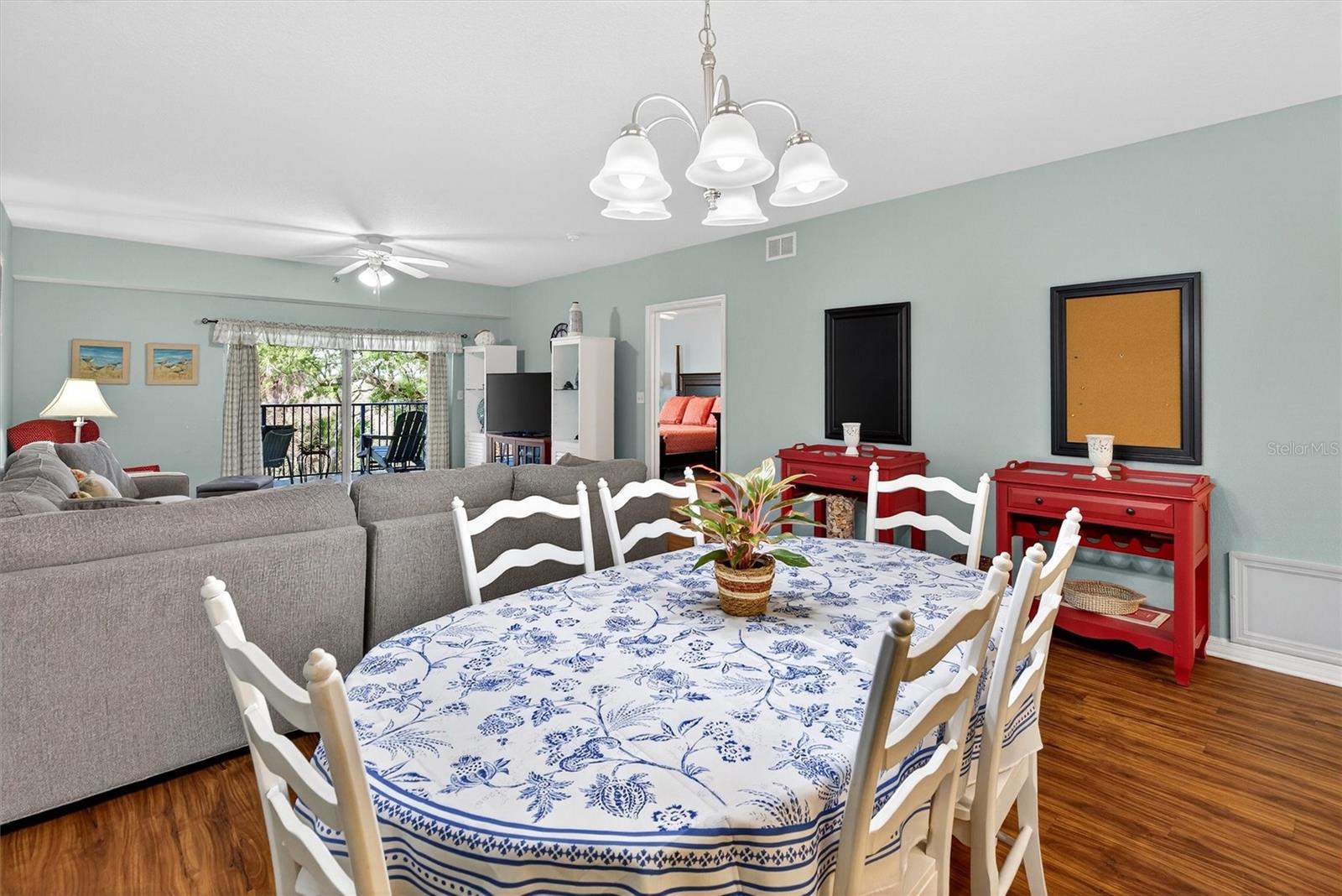 Image 14 of 75 For 5300 Atlantic Avenue 9-204