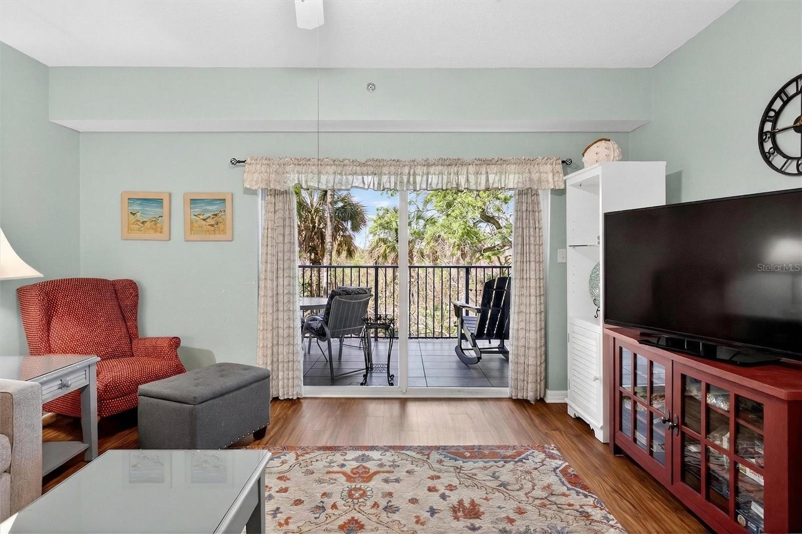 Image 18 of 75 For 5300 Atlantic Avenue 9-204