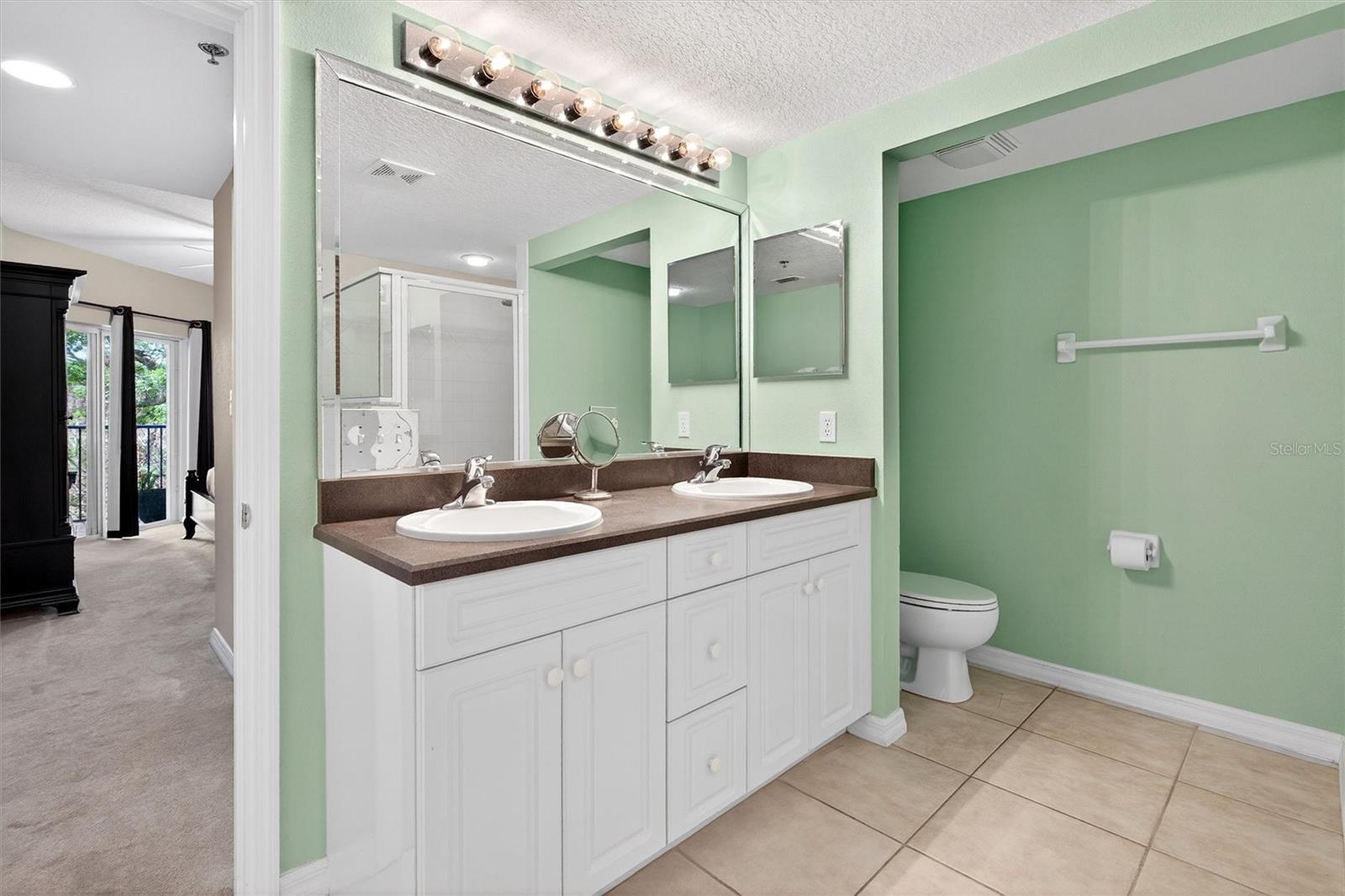 Image 29 of 75 For 5300 Atlantic Avenue 9-204