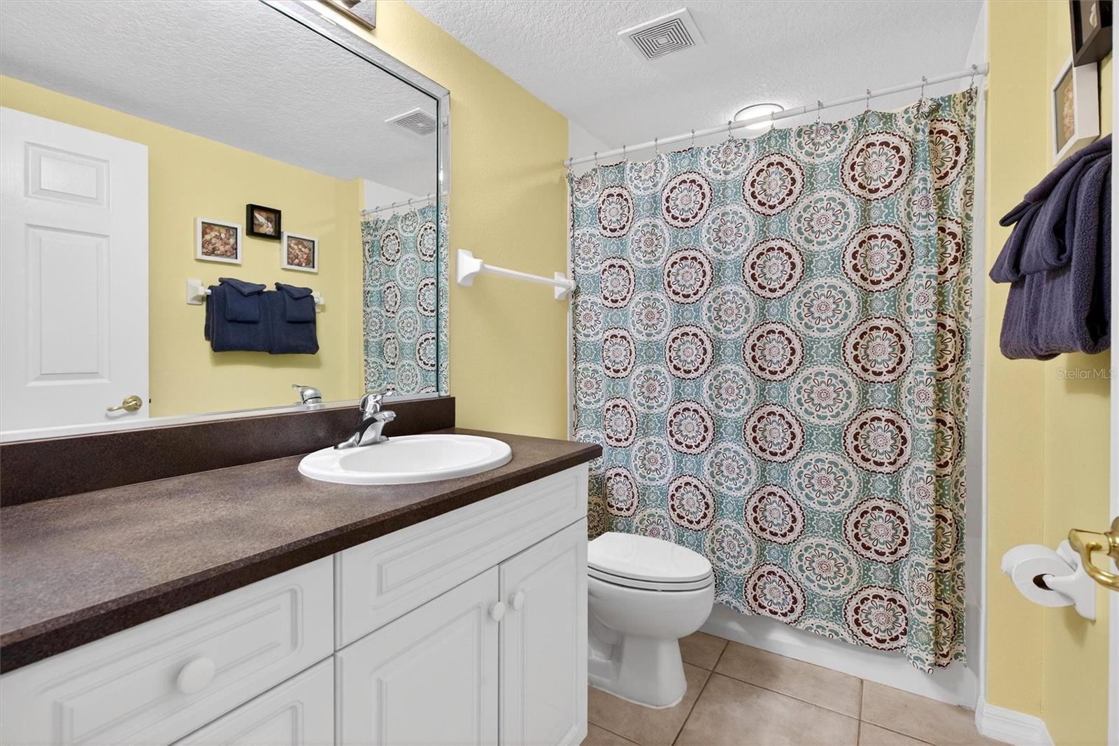 Image 39 of 75 For 5300 Atlantic Avenue 9-204