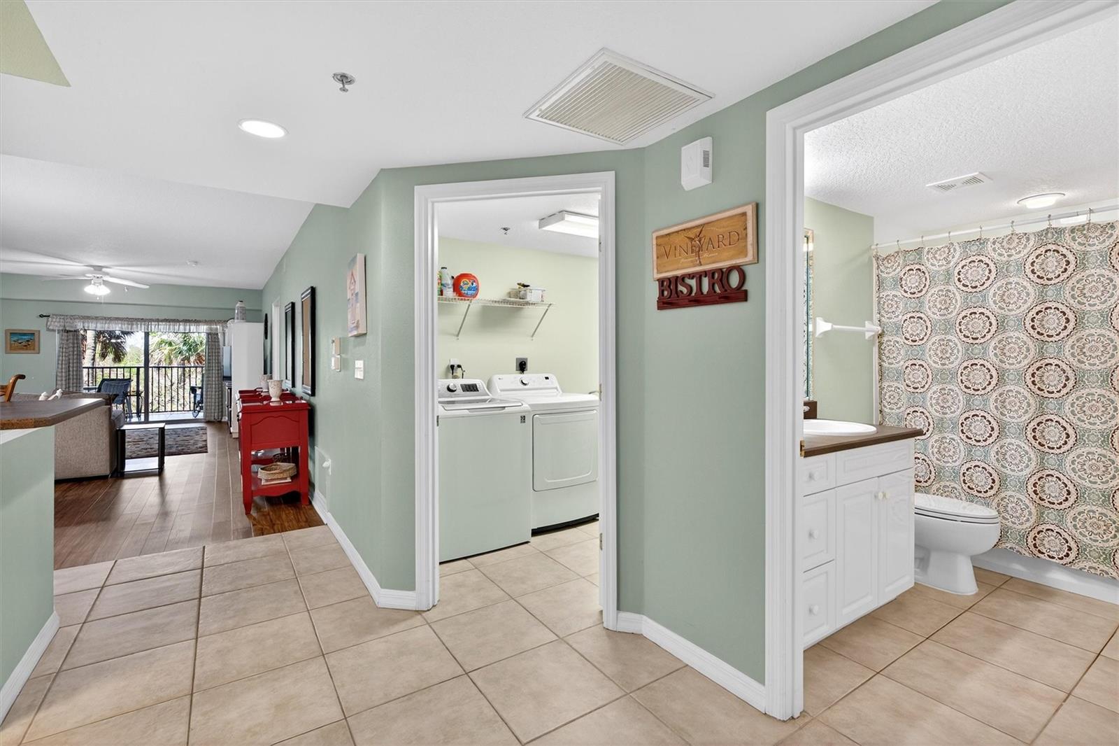 Image 44 of 75 For 5300 Atlantic Avenue 9-204