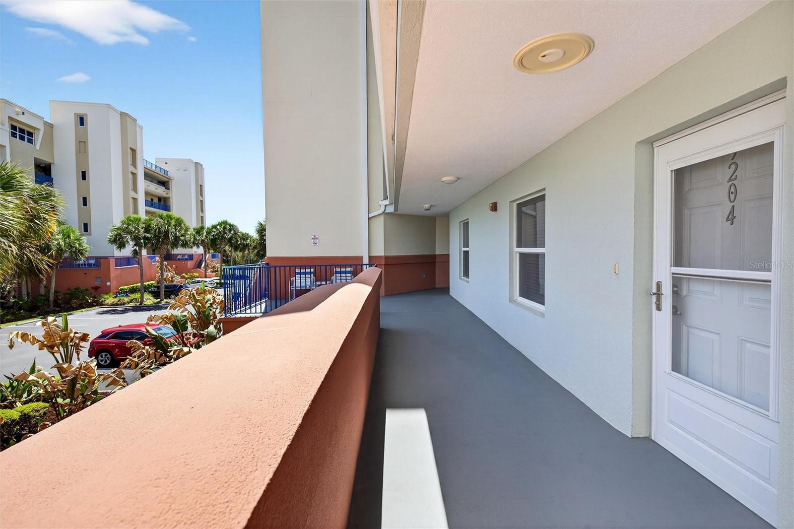 Image 49 of 75 For 5300 Atlantic Avenue 9-204