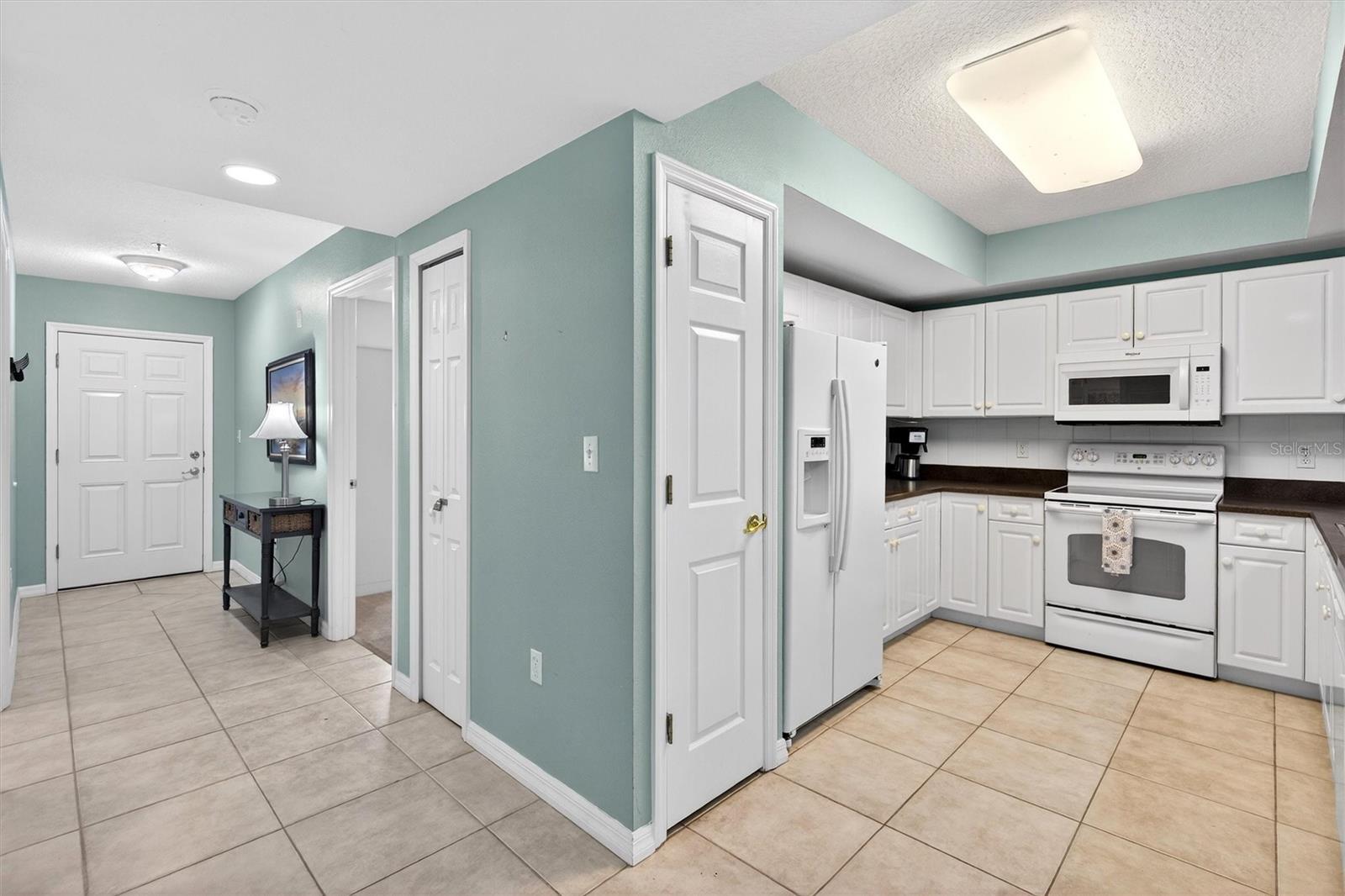 Image 5 of 75 For 5300 Atlantic Avenue 9-204